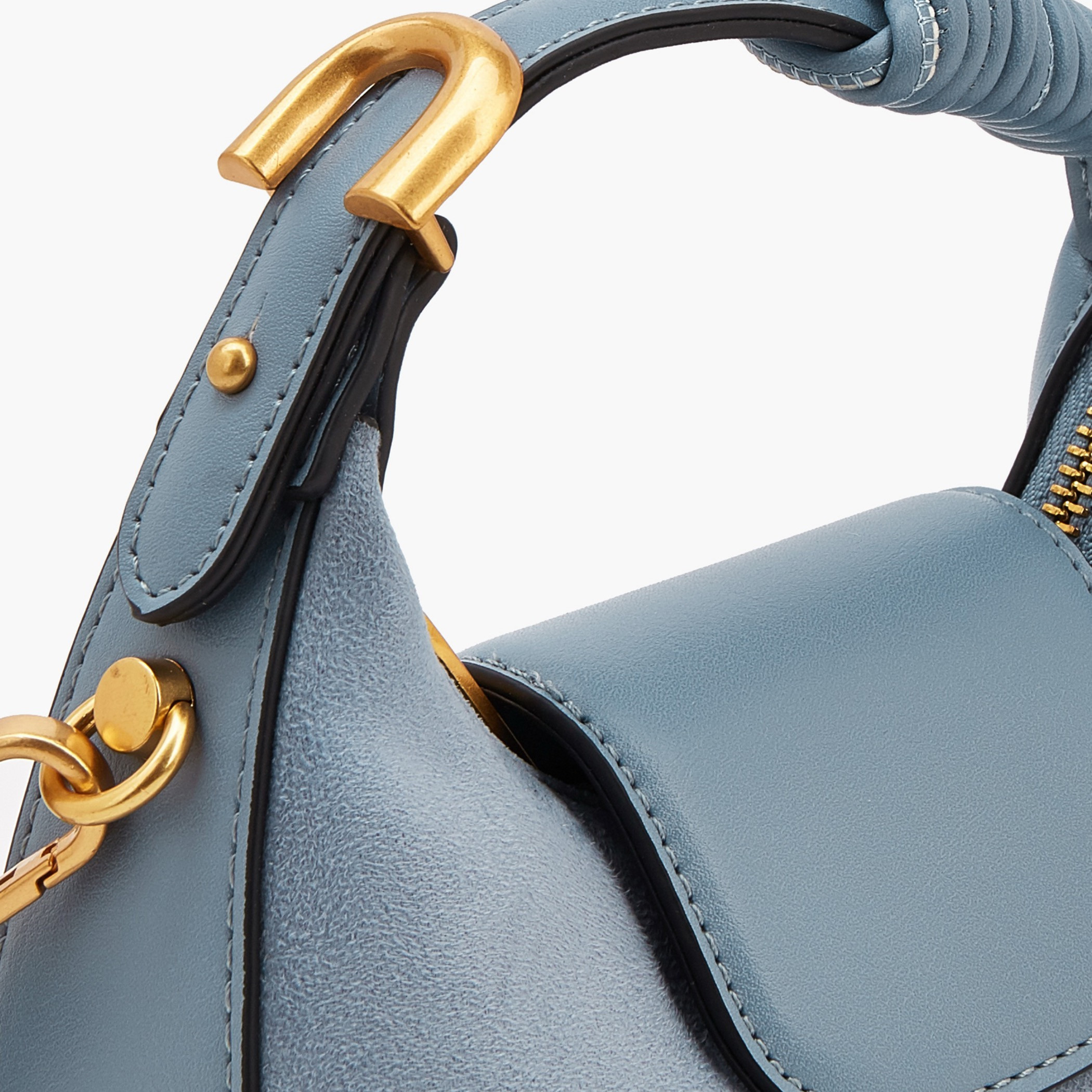 شنطة كروس بودي جلد سويدي بتفاصيل حبل من سيليست-women-bagsandwallets-handbags-image-4