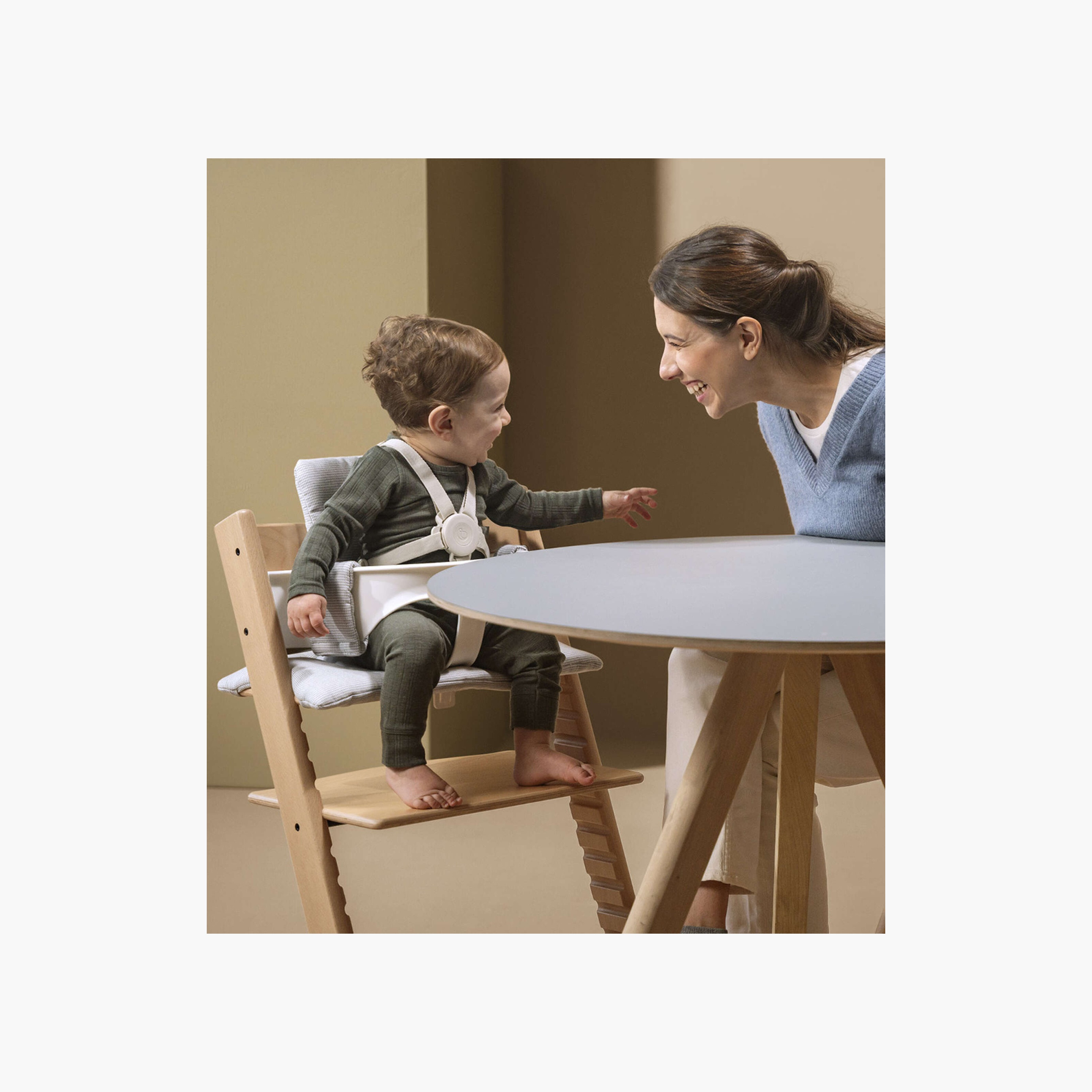 حزام أمان سريع الفك تريب تراب V2 من ستوكي-baby-feeding-highchairsandboosters-image-3