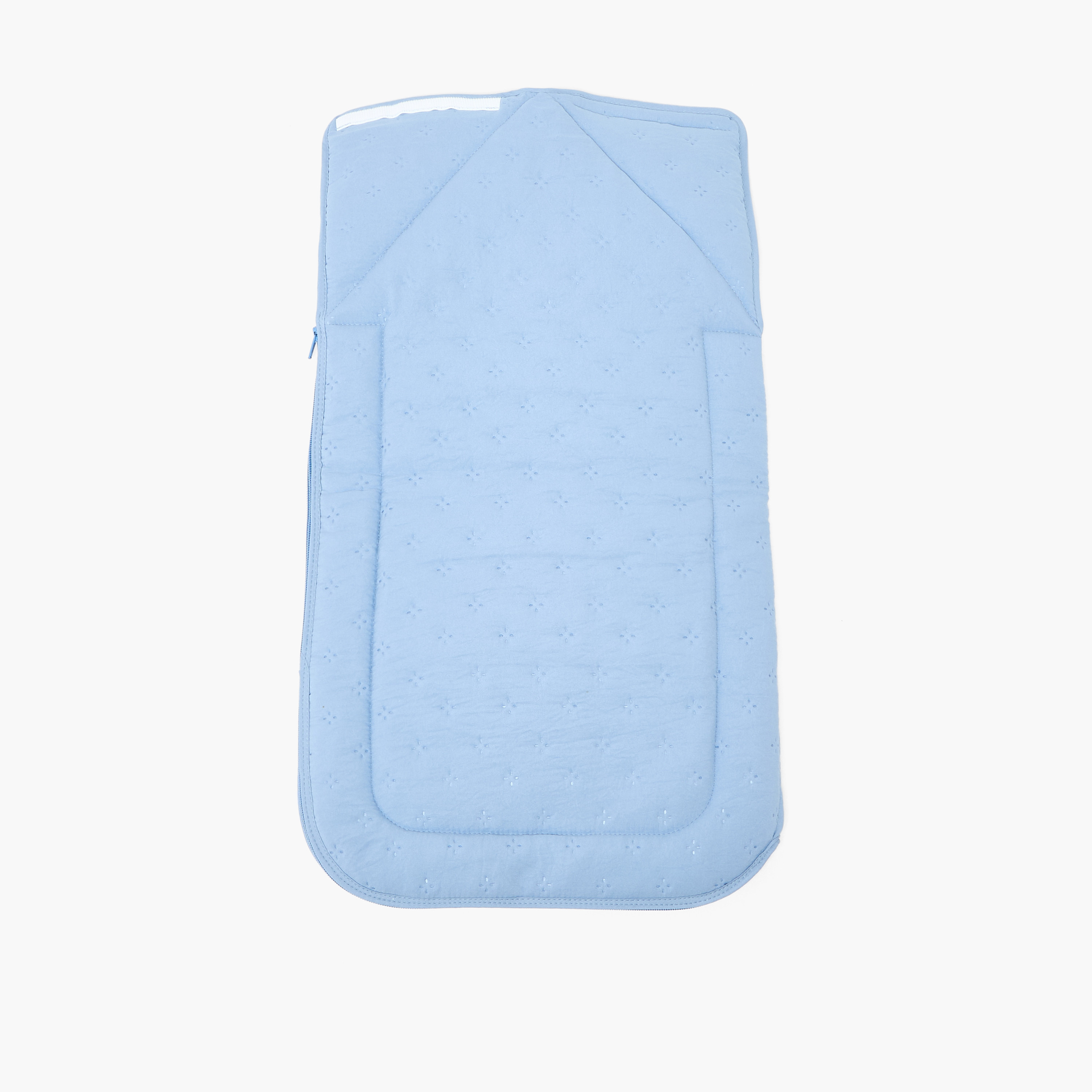 Cambrass Baby Nest Clip-baby-nursery-babybedding-image-3