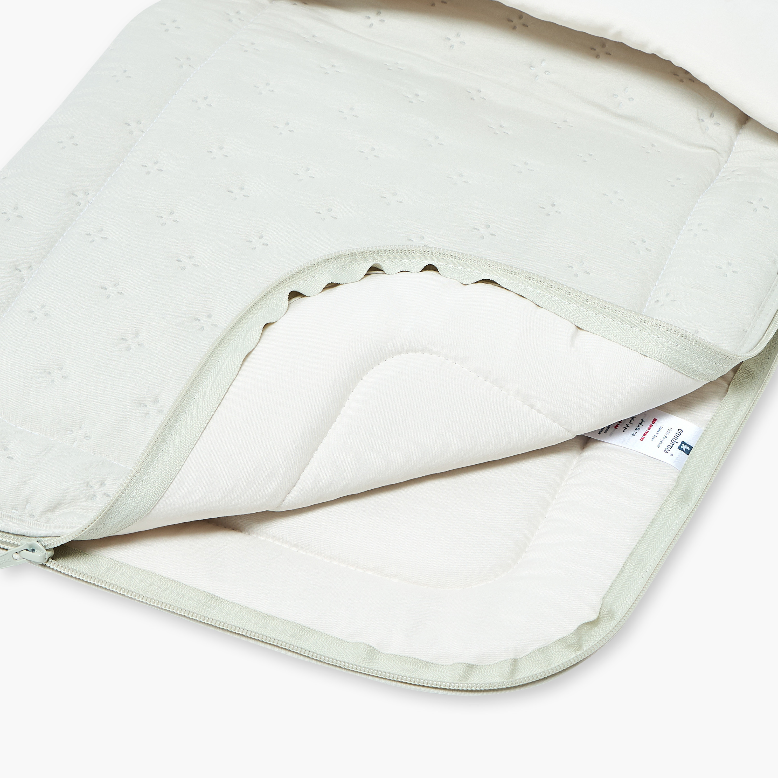 Cambrass Baby Nest Clip-baby-nursery-babybedding-image-8