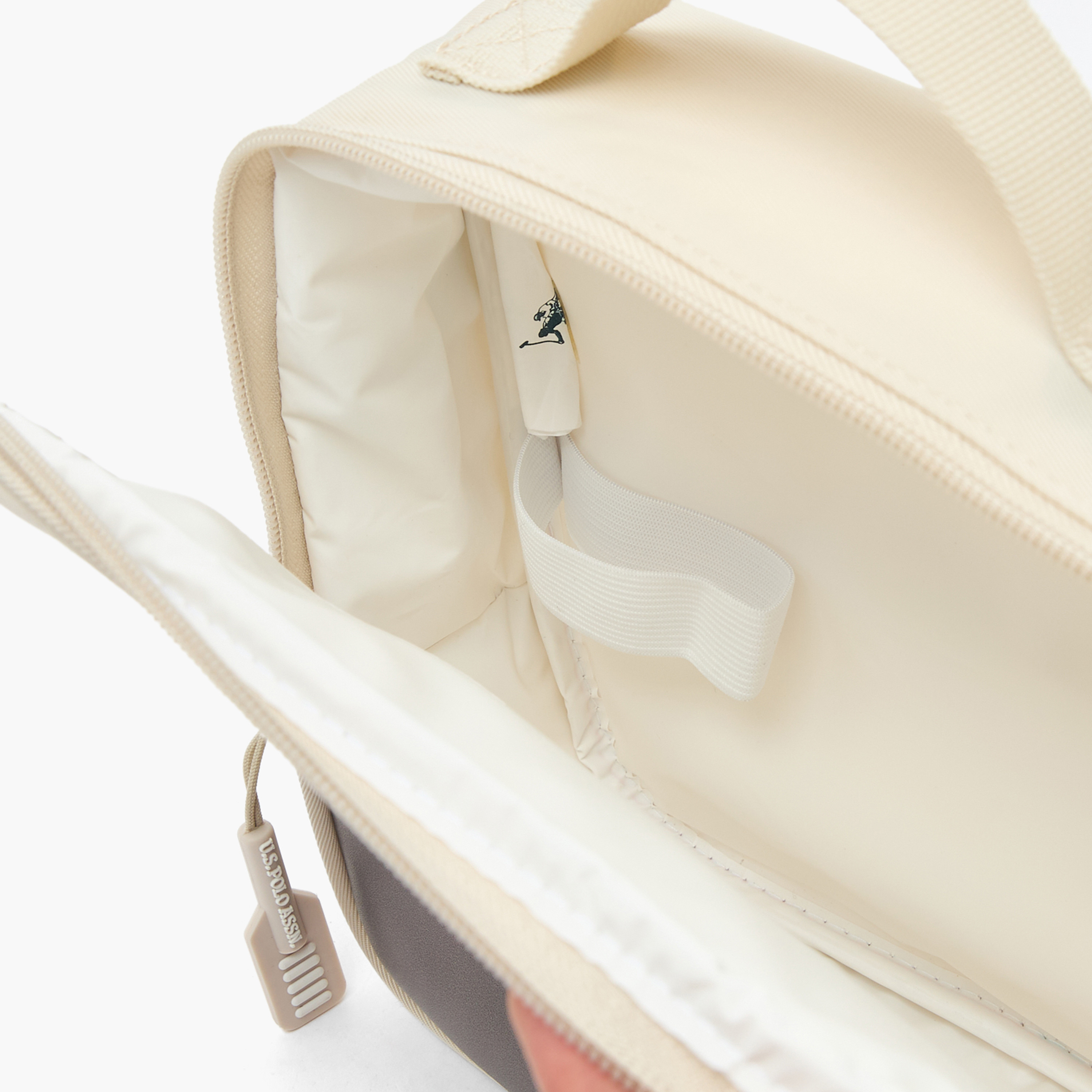 شنطة غداء عازلة للحرارة بطبعات للأولاد من 8 - 13 سنة من  يو أس بولو أسن-school-lunchessentials-lunchbags-image-3