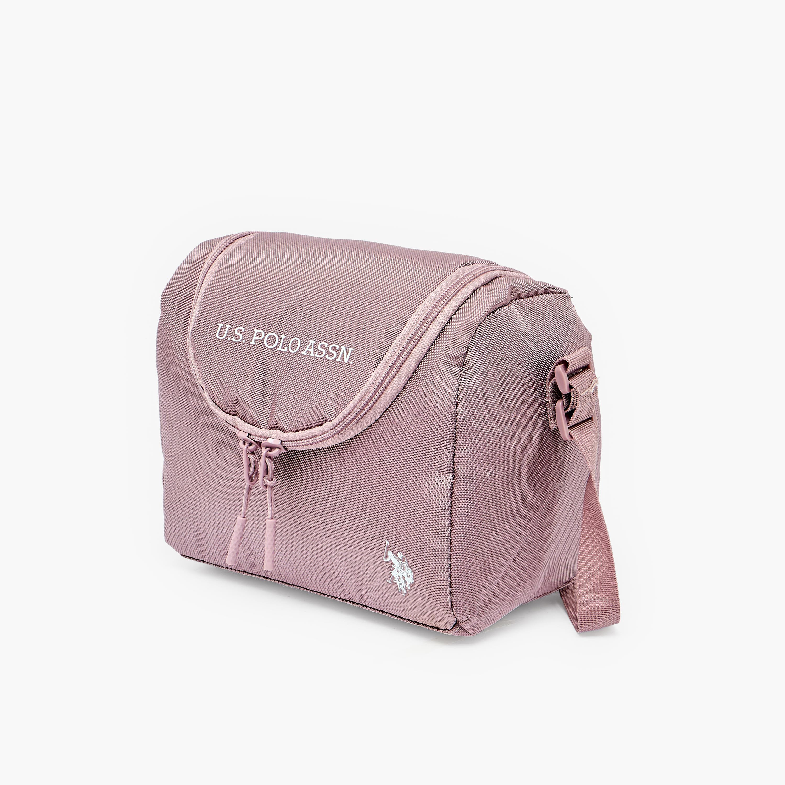 شنطة غداء بطبعة شعار من يو إس بولو أسن للبنات 8-13 سنة مع حزام قابل للتعديل-school-lunchessentials-lunchbags-image-5
