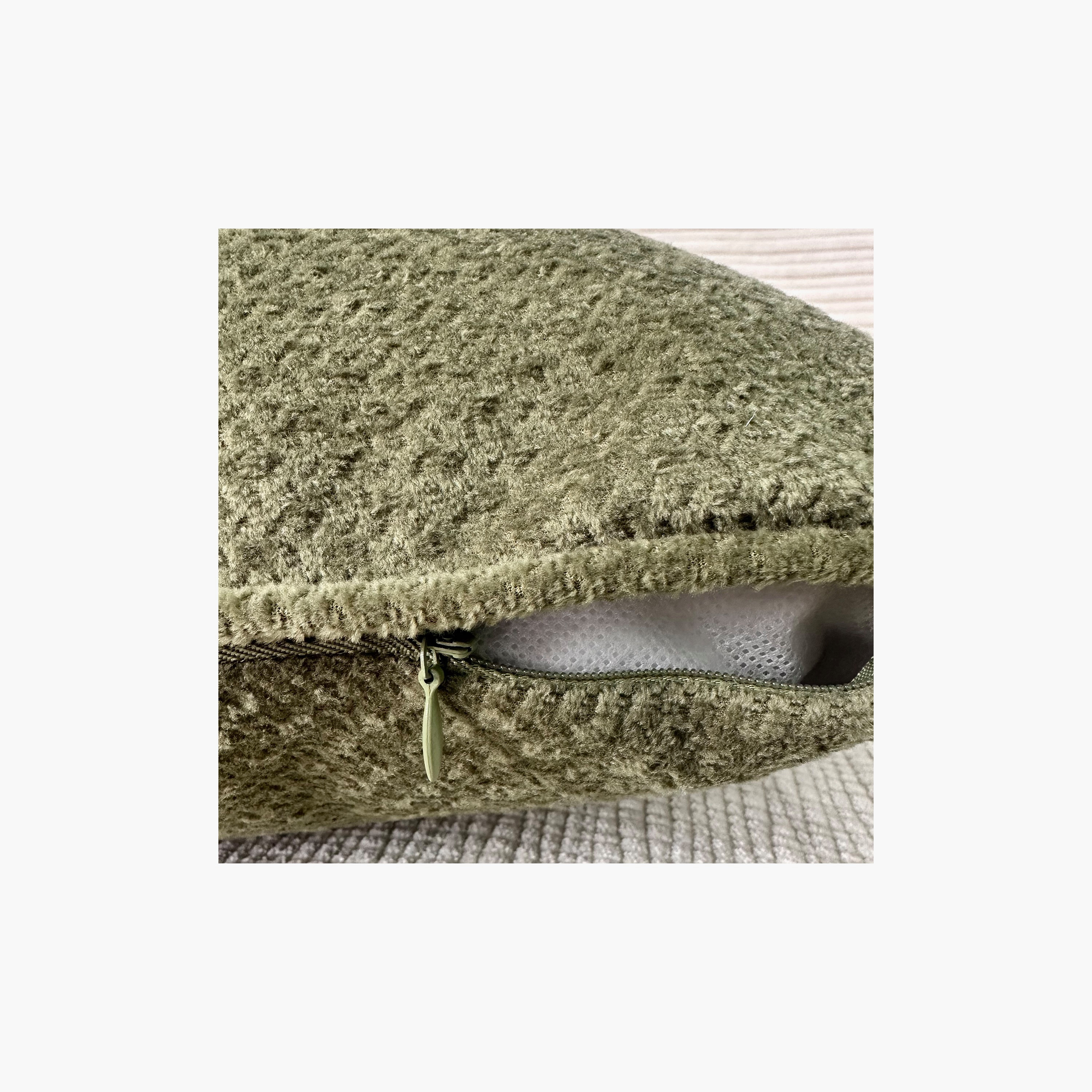 وسادة محشوة بحشوة صلبة - 45 × 45 سم-household-cushionsandthrows-filledcushions-decorativecushions-image-3