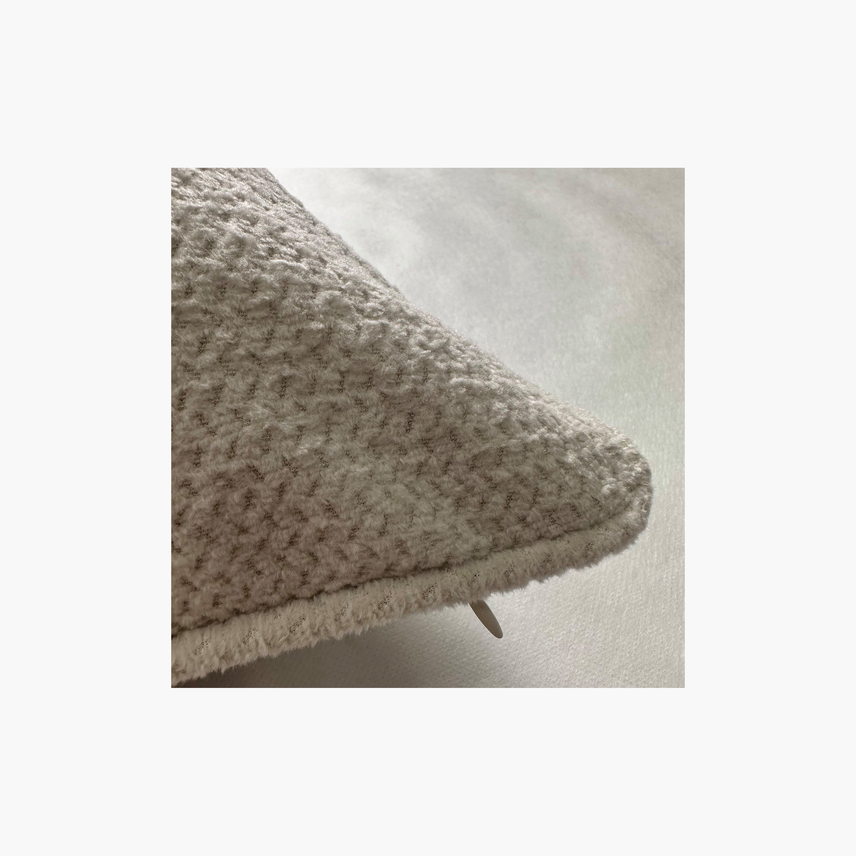 وسادة محشوة بحشوة صلبة - 45 × 45 سم-household-cushionsandthrows-filledcushions-decorativecushions-image-7