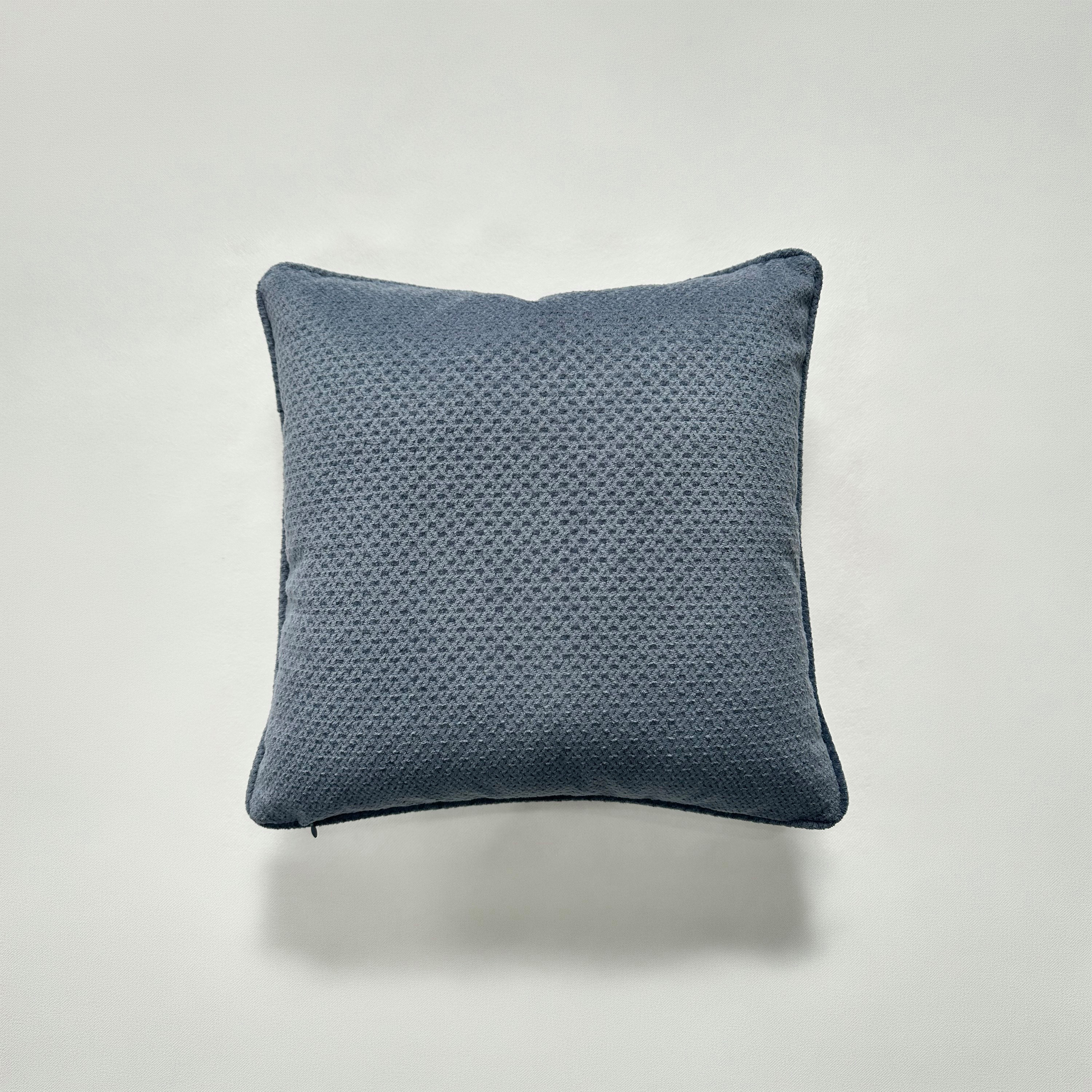 وسادة محشوة بحشوة صلبة - 45 × 45 سم-household-cushionsandthrows-filledcushions-decorativecushions-image-20