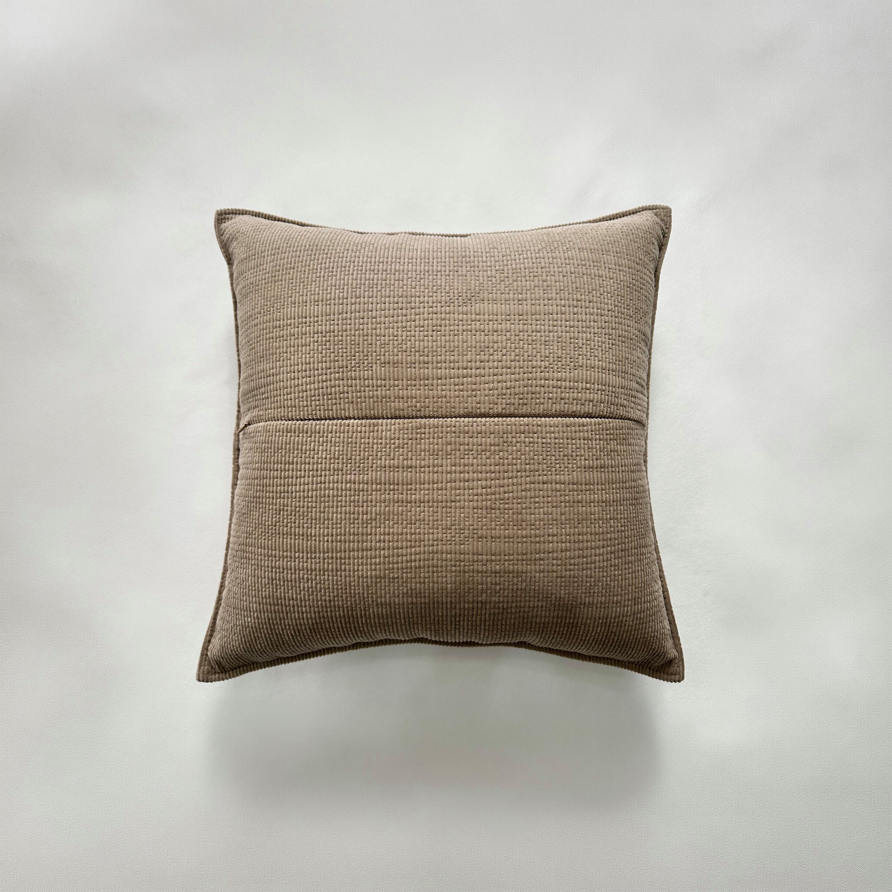 وسادة محشوة بحشوة صلبة - 45 × 45 سم-household-cushionsandthrows-filledcushions-decorativecushions-image-44