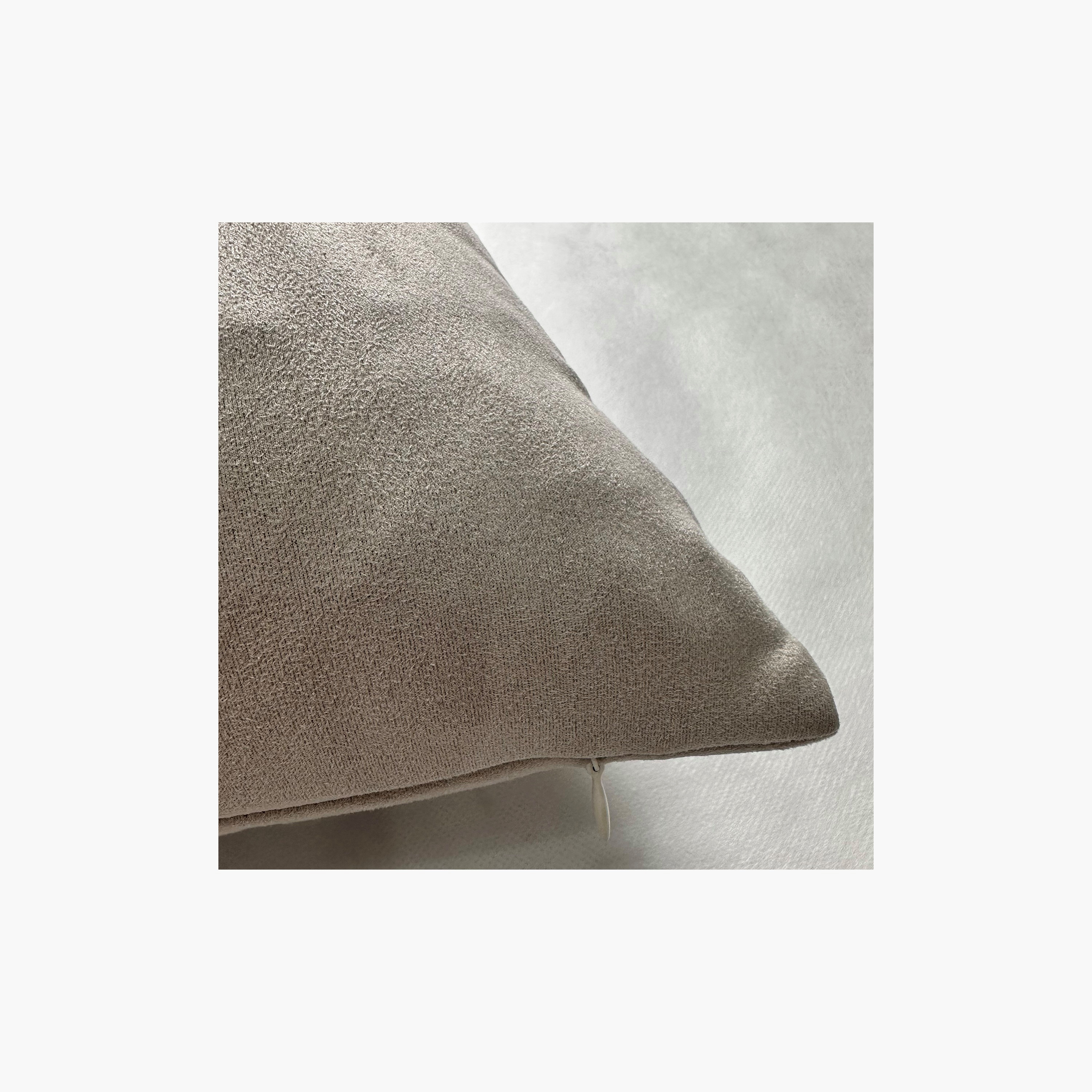 وسادة محشوة بحشوة صلبة - 45 × 45 سم-household-cushionsandthrows-filledcushions-decorativecushions-image-20