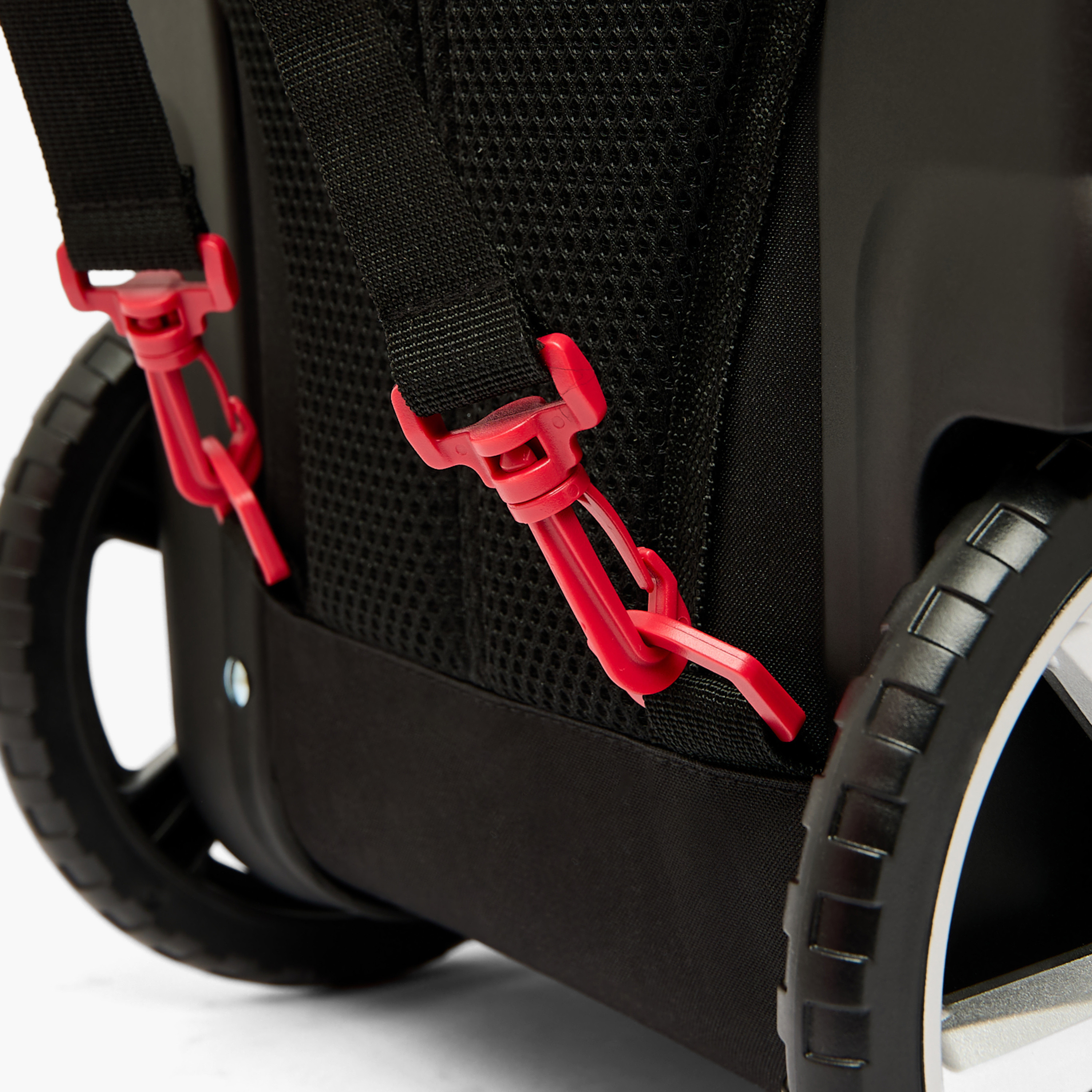 شنطة ترولي للأولاد 8-13 سنة بمقبض قابل للسحب وطبعات كرة قدم من مست تيم - 17 بوصة-school-bagsandbackpacks-trolleybags-image-11
