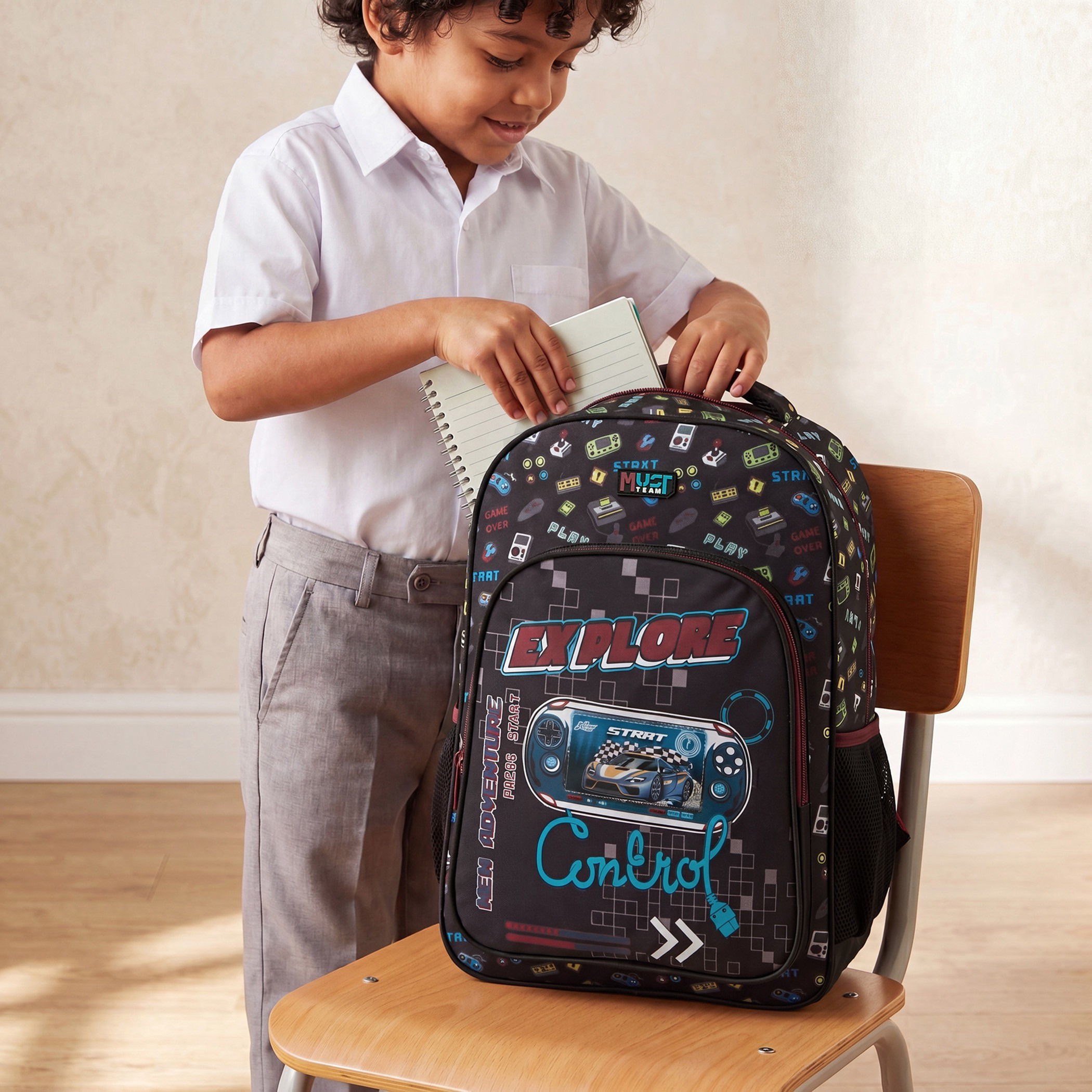MustTeam Game Print 5-Piece Backpack School Bag Set for Boys 5-8 Years with Lunch Bag - 16 inches-school-bagsandbackpacks-backpacks-image-4