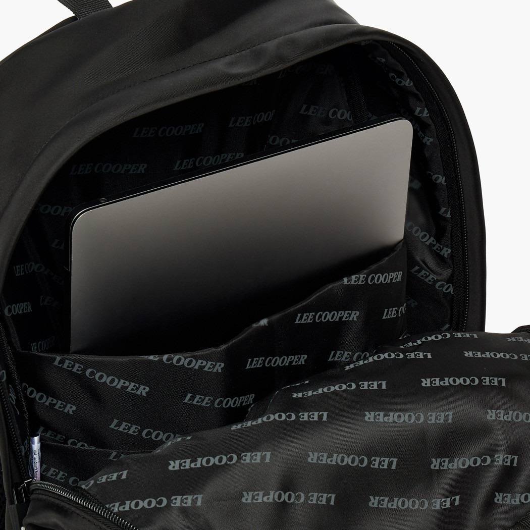 شنطة ظهر سادة بأحزمة كتف مبطنة للأطفال بعمر 13 سنة فما فوق من لي كوبر-boys-accessories-bagsandbackpacks-image-4
