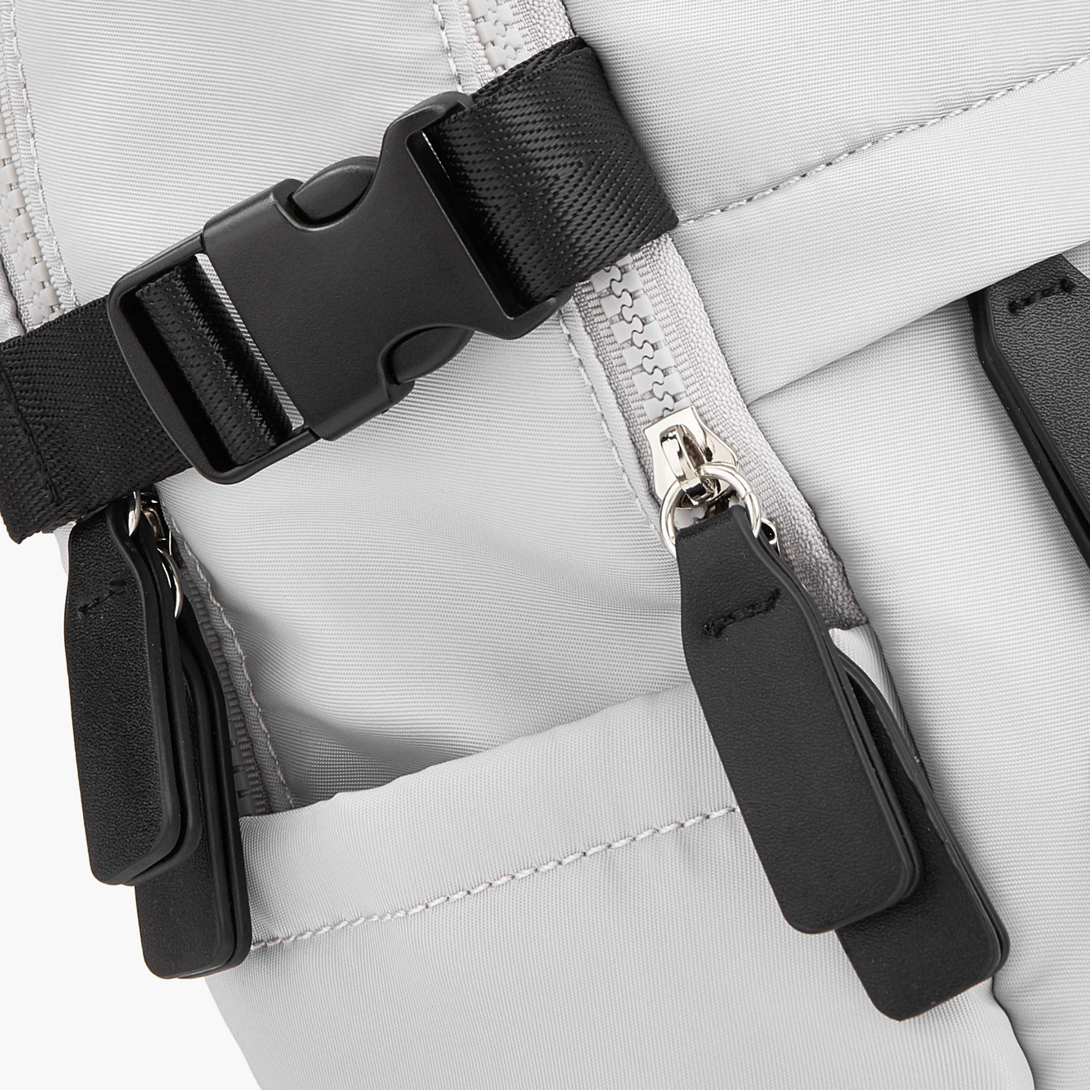 شنطة ظهر بأحزمة كتف قابلة للتعديل وزخرفة الشعار من لي كوبر-school-bagsandbackpacks-backpacks-image-3