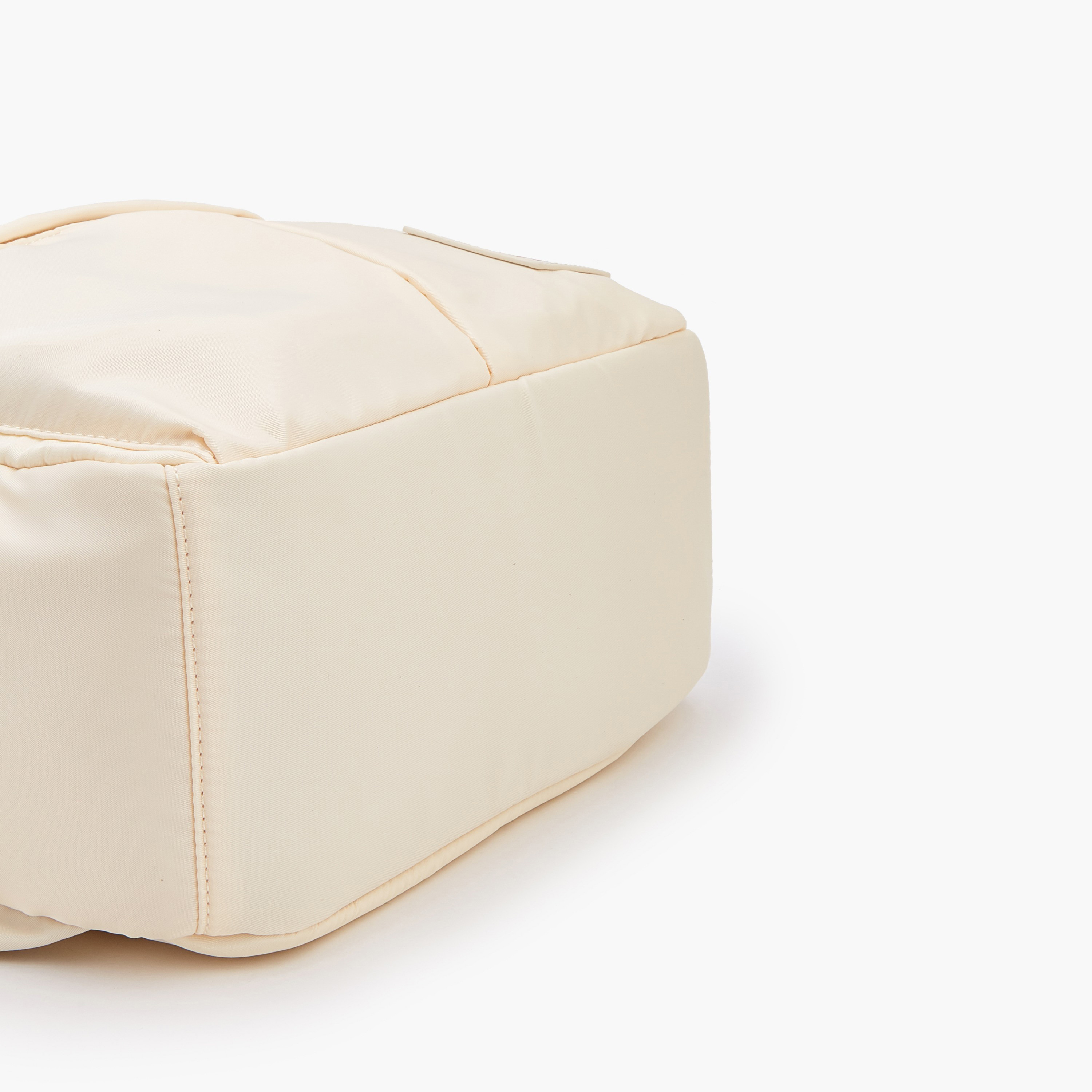 شنطة ظهر بحمالات كتف قابلة للتعديل وطبعات شعار من لي كوبر-women-bagsandwallets-backpacks-image-8