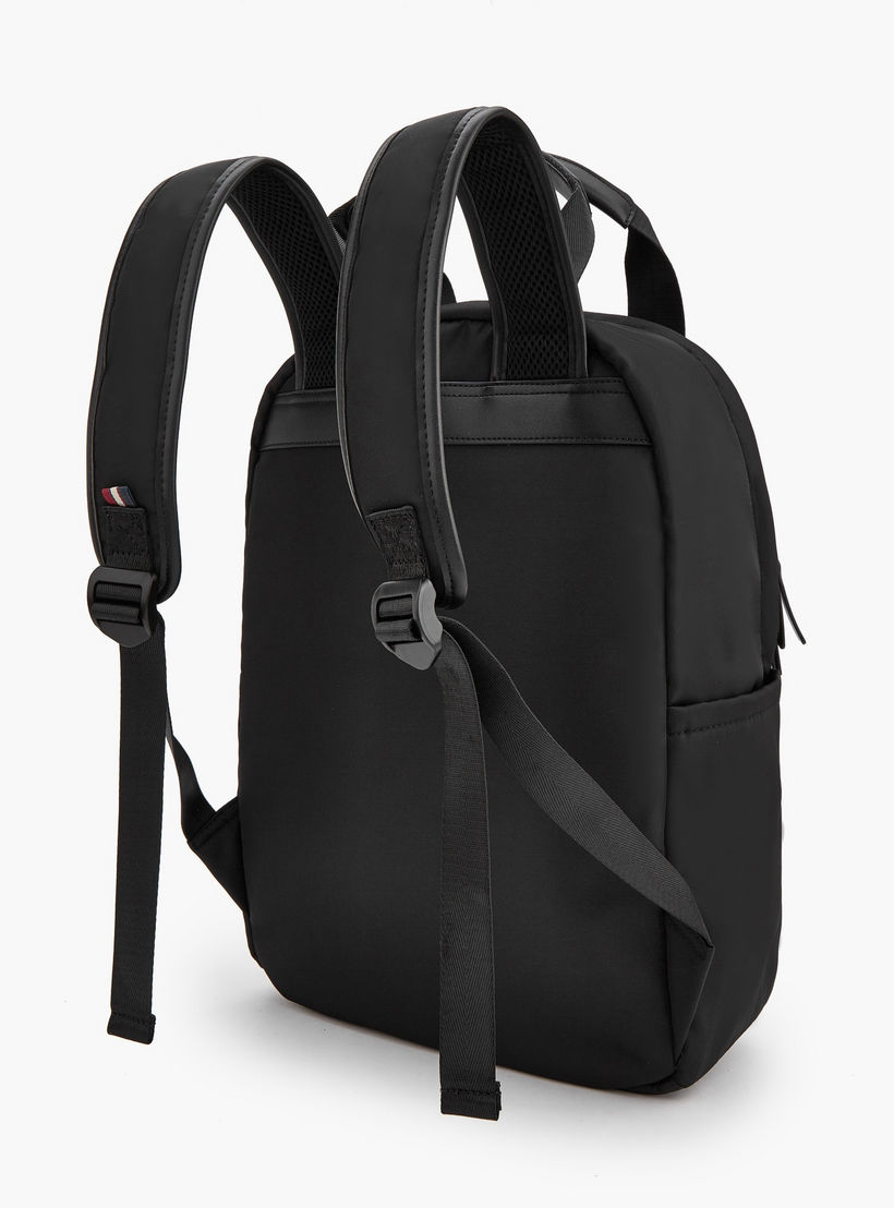 شنطة ظهر بحمالات كتف قابلة للتعديل وطبعات شعار من لي كوبر-women-bagsandwallets-backpacks-image-7