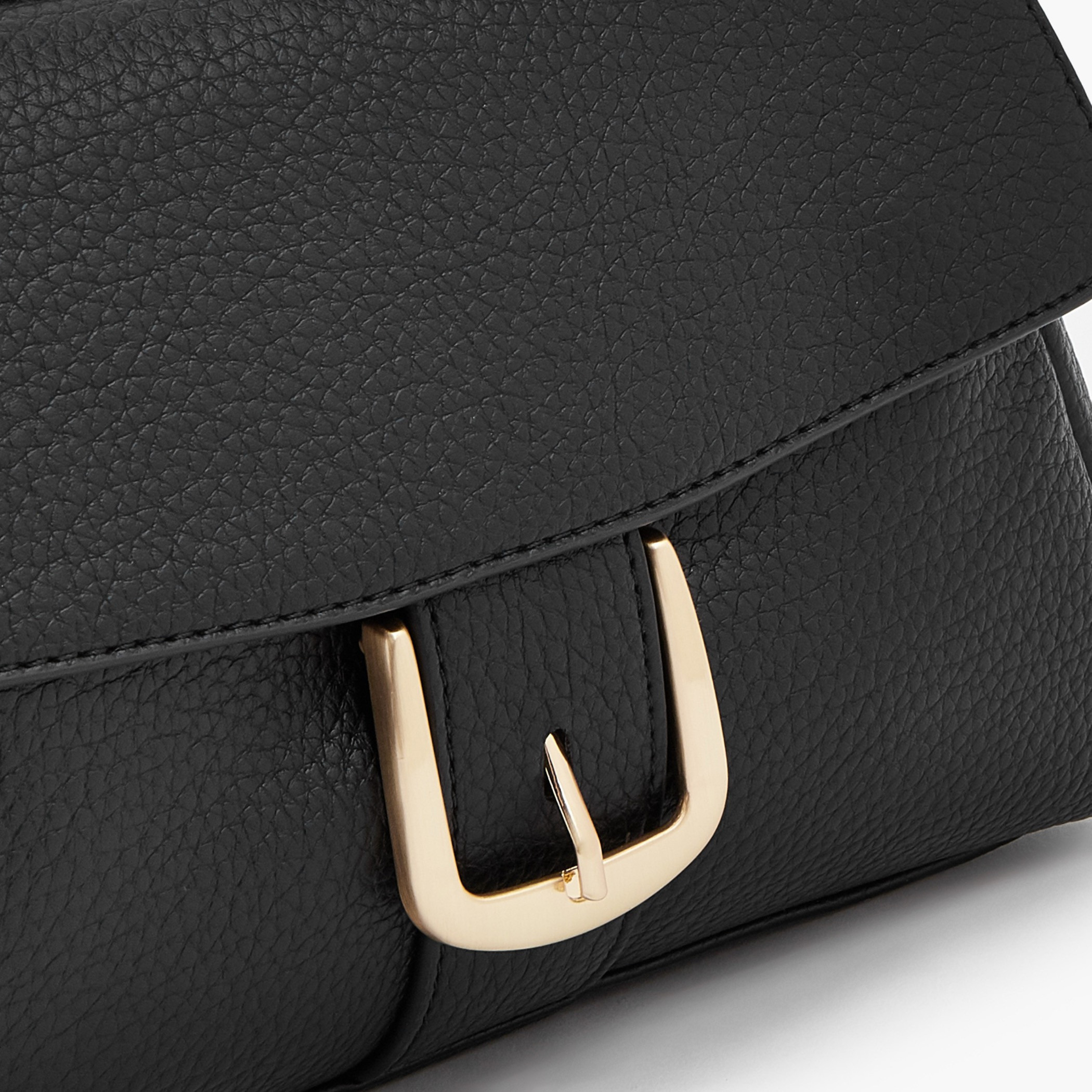 شنطة كروس بودي بارزة الملمس بزر إغلاق من سيلست-women-bagsandwallets-handbags-image-4