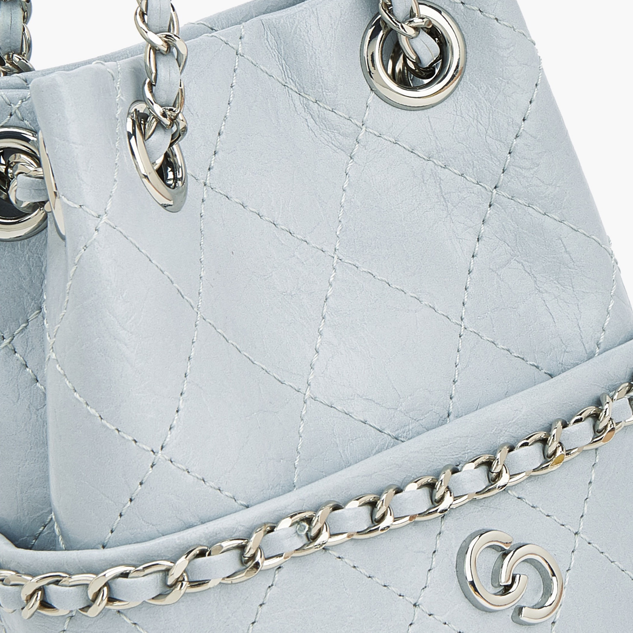 شنطة باكيت مبطنة بحزام سلسلة من سيليست-women-bagsandwallets-handbags-image-4