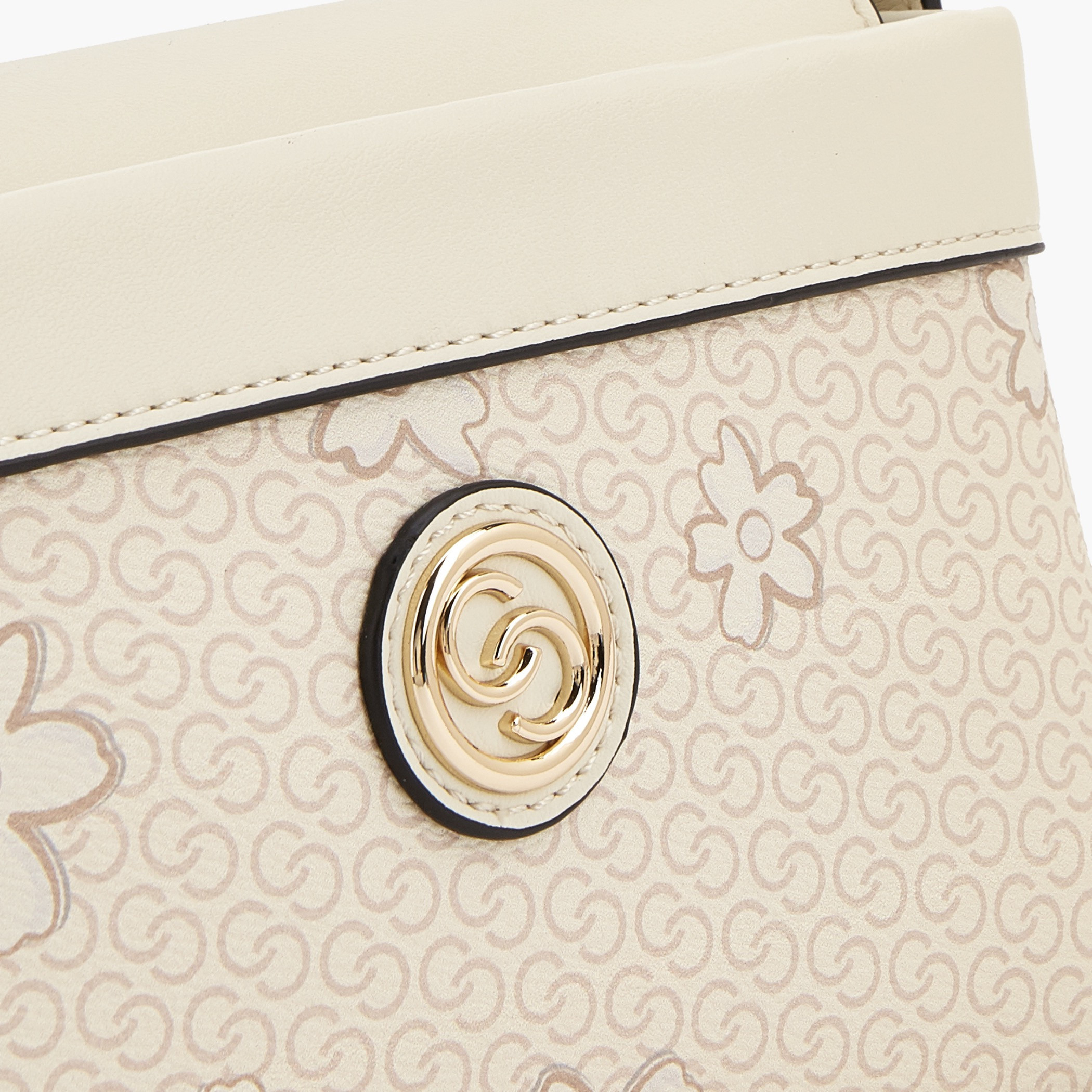 شنطة كروس بودي بحزام قابل للفصل وطبعات مونوجرام من سيليست-women-bagsandwallets-handbags-image-3