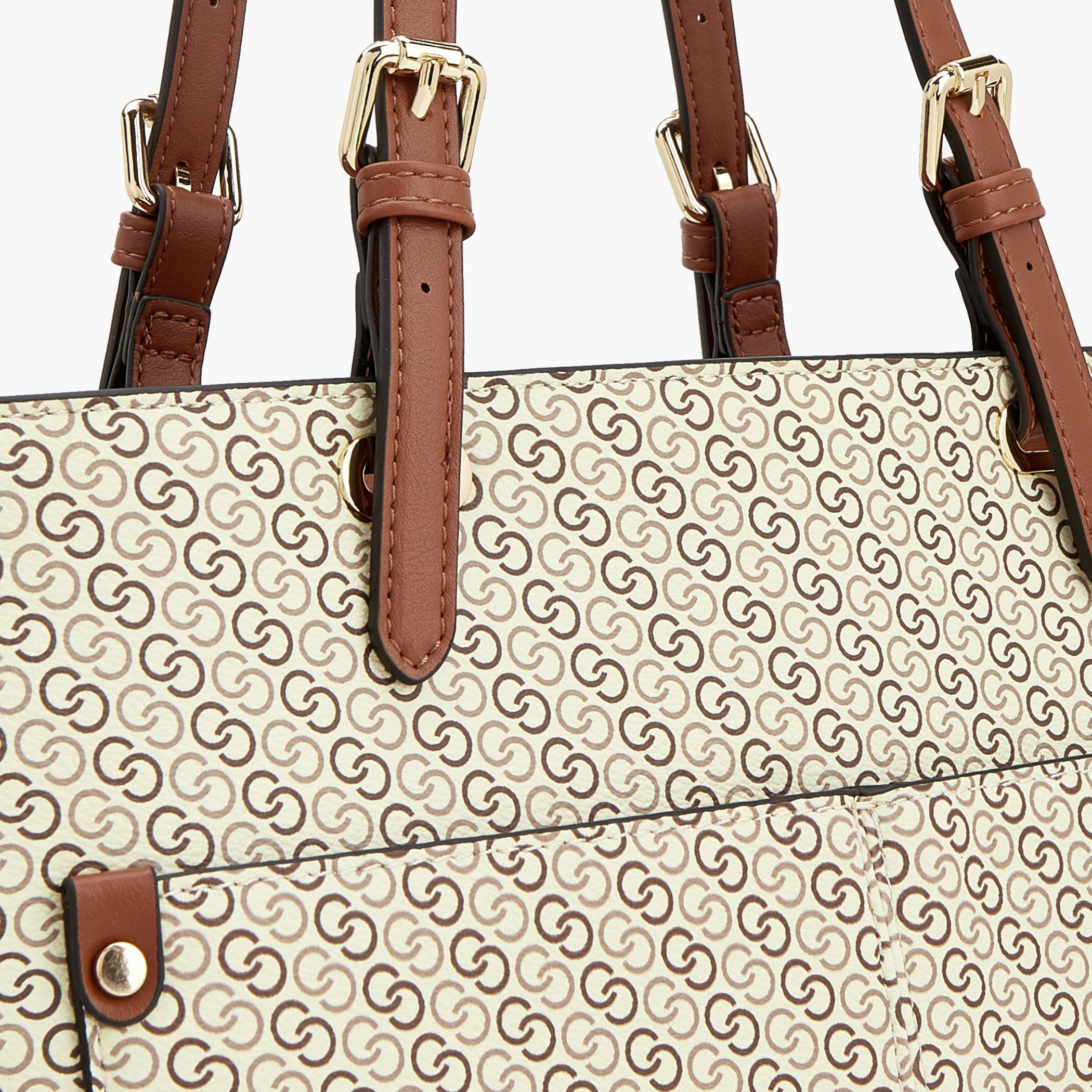 شنطة توتي بأحزمة مزدوجة وسحاب إغلاق وطبعات مونوجرام من سيليست-women-bagsandwallets-handbags-image-3