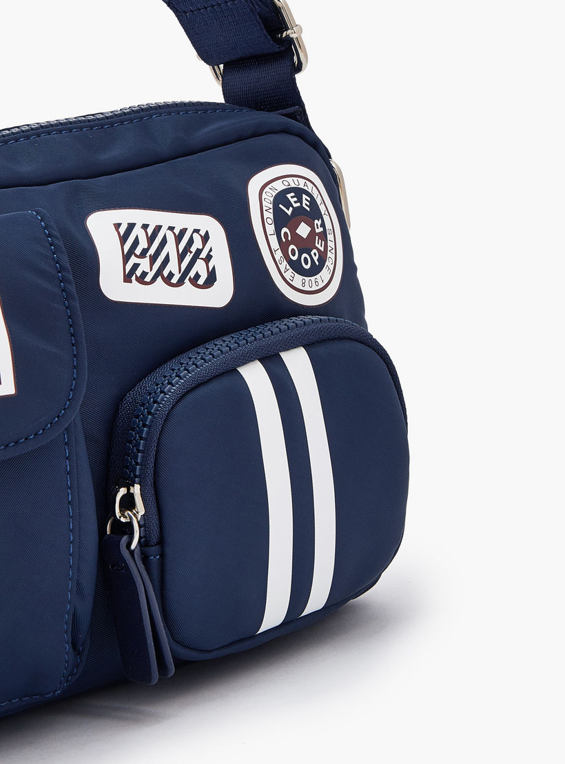 شنطة كروس بودي بحزام قابل للتعديل وتزيينات شعار من لي كوبر-women-bagsandwallets-handbags-image-4