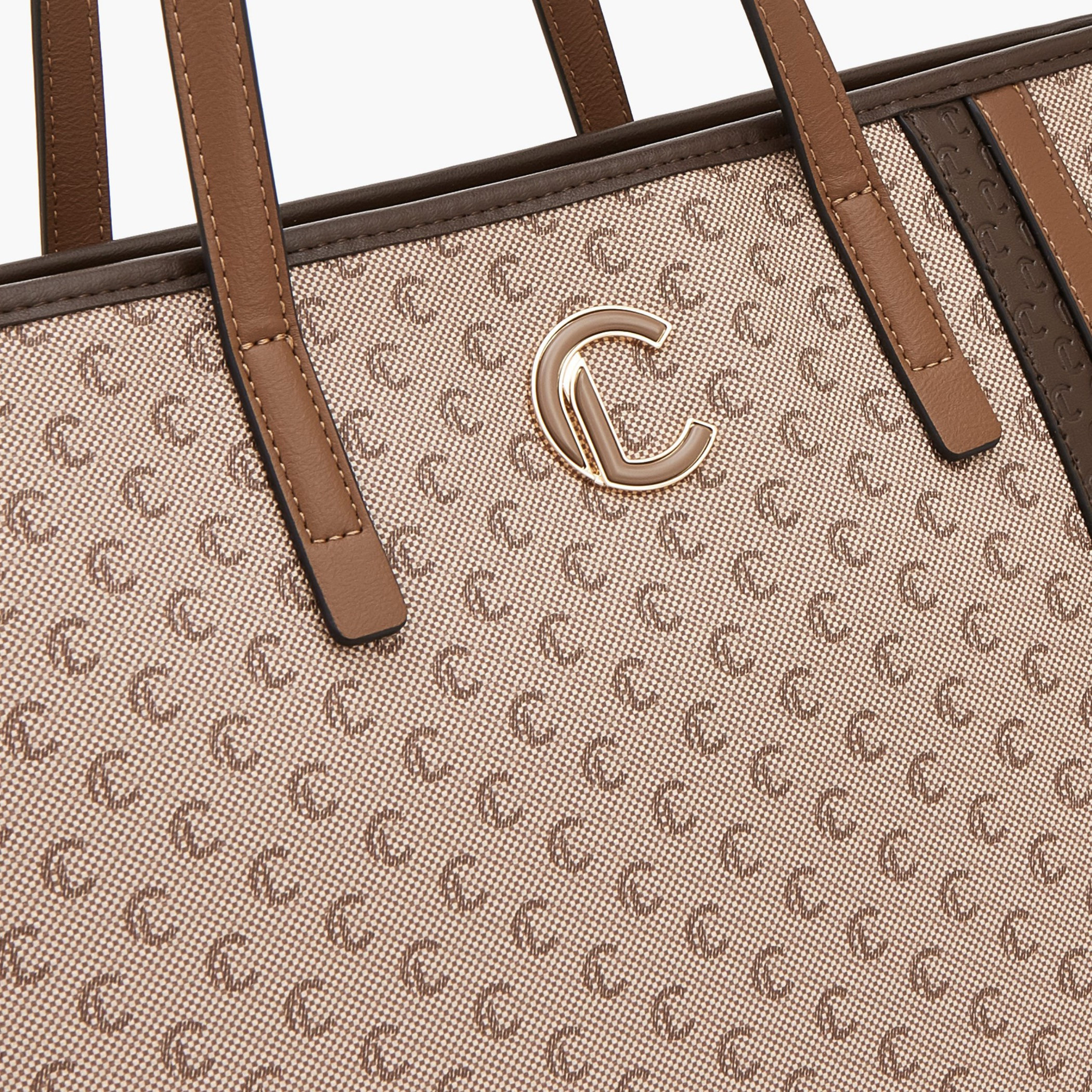 شنطة توتي بسحاب إغلاق وطبعات مونوجرام من لو كونفورت-women-bagsandwallets-handbags-image-4