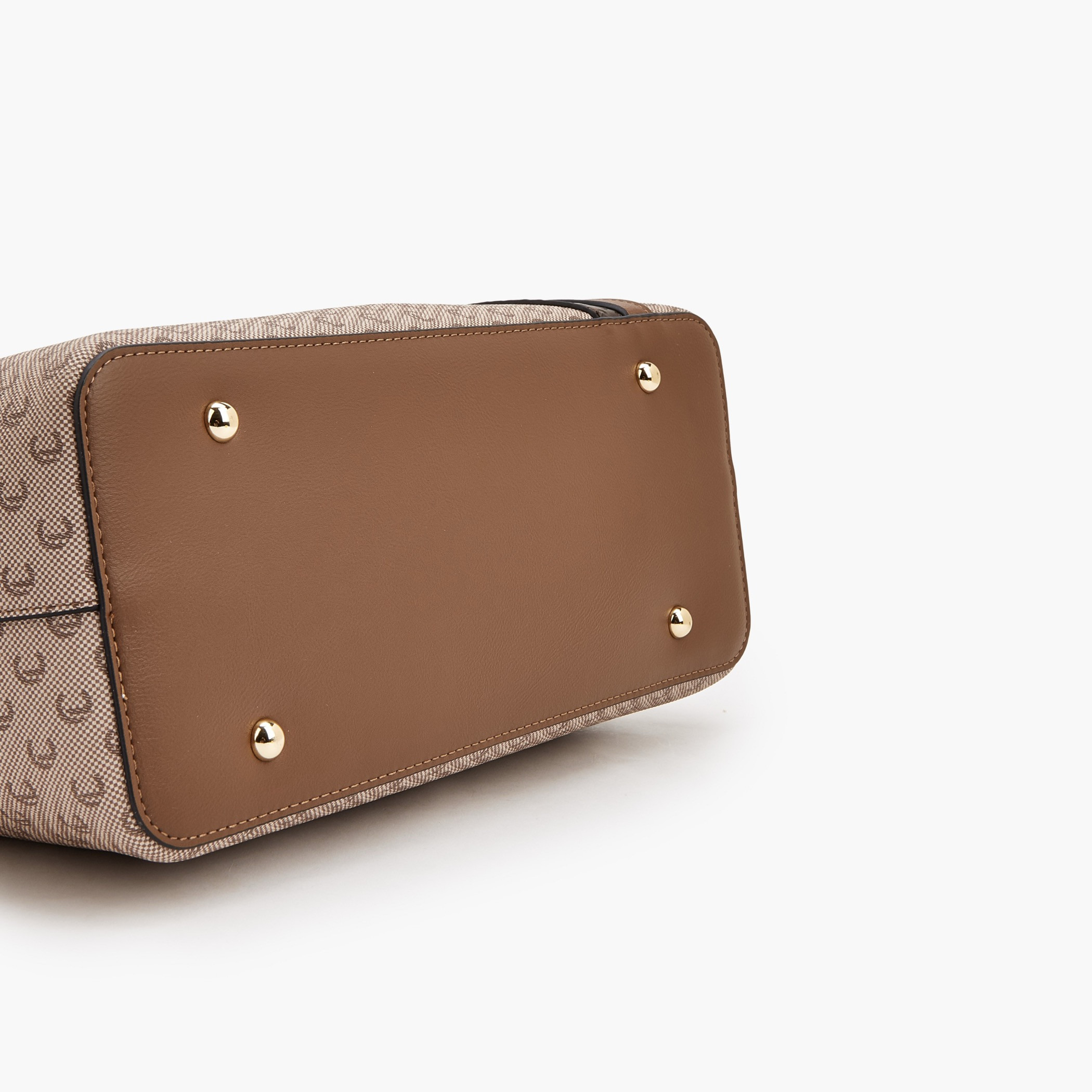 شنطة توتي بسحاب إغلاق وطبعات مونوجرام من لو كونفورت-women-bagsandwallets-handbags-image-6