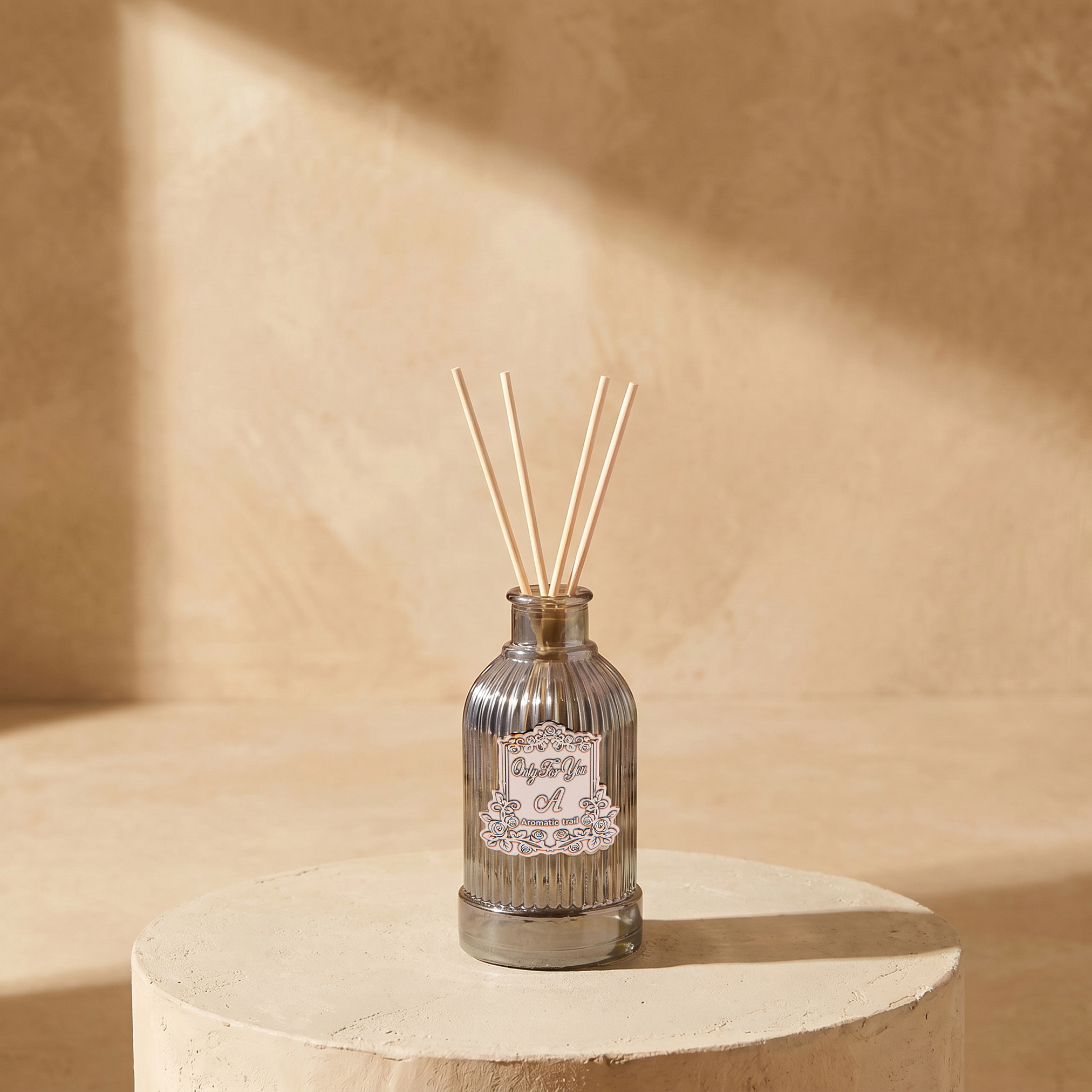 طقم هدايا موزع عطور بالأعواد من ميوز-household-homefragrance-fragrancegiftset-image-5