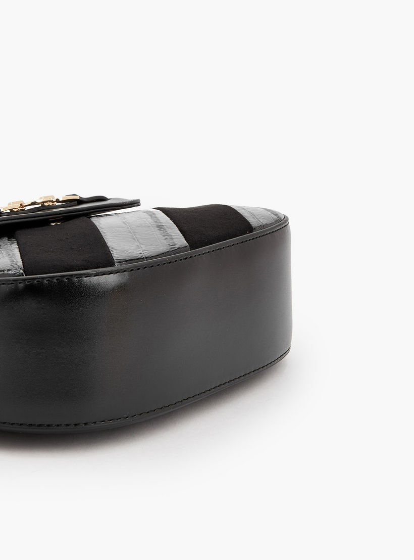 شنطة ساتشيل شمواه مخططة بزينة ميتاليك من لو كونفورت-women-bagsandwallets-handbags-image-6
