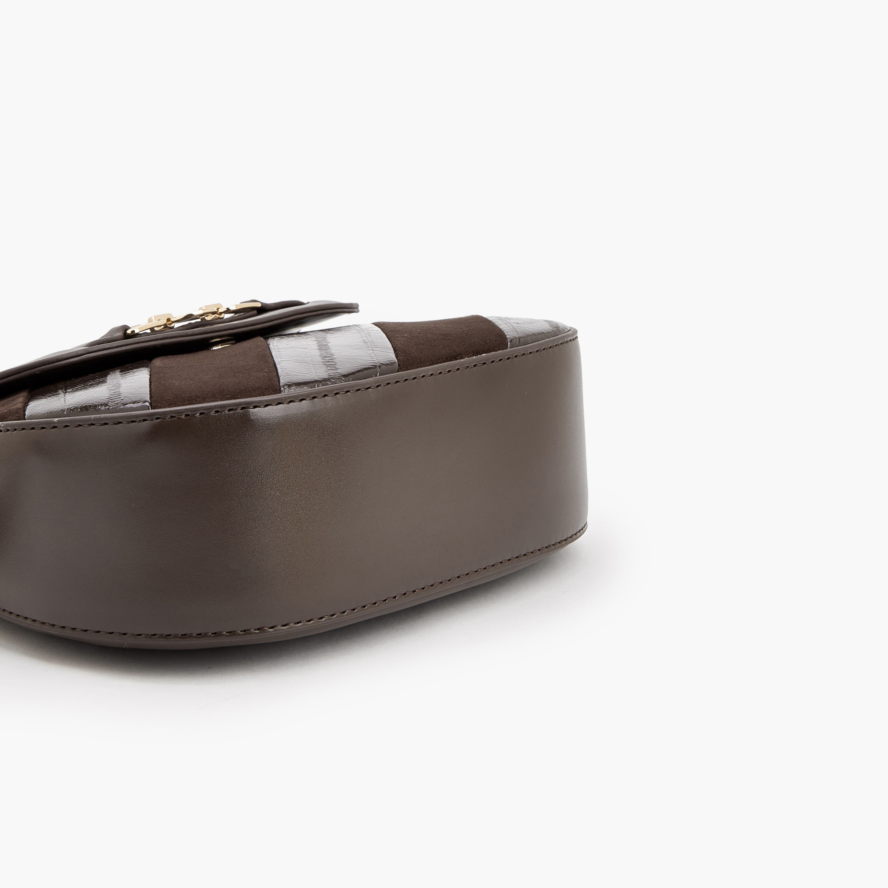 شنطة ساتشيل شمواه مخططة بزينة ميتاليك من لو كونفورت-women-bagsandwallets-handbags-image-6