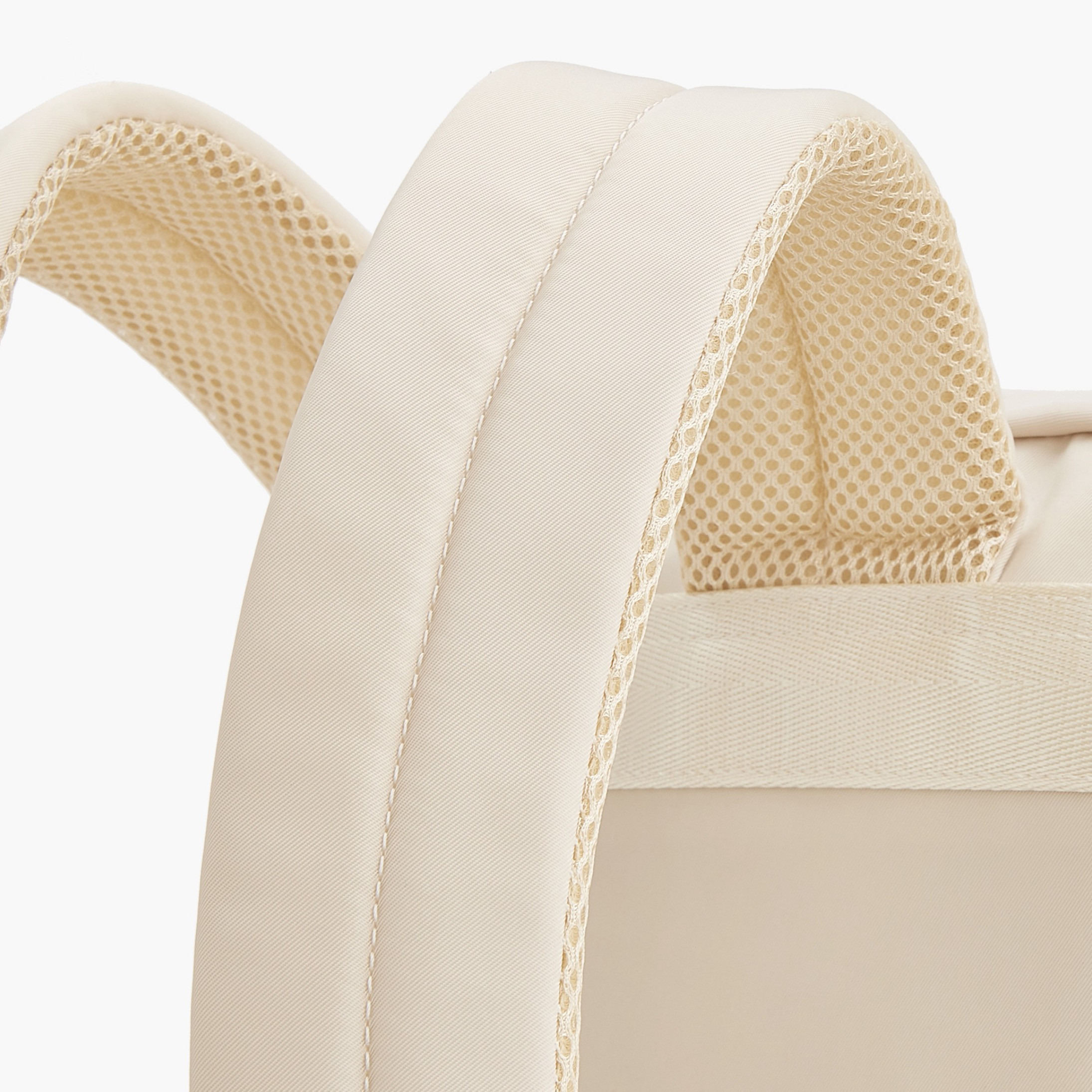 شنطة ظهر سادة بأحزمة كتف قابلة للتعديل من ميسي-women-bagsandwallets-backpacks-image-2