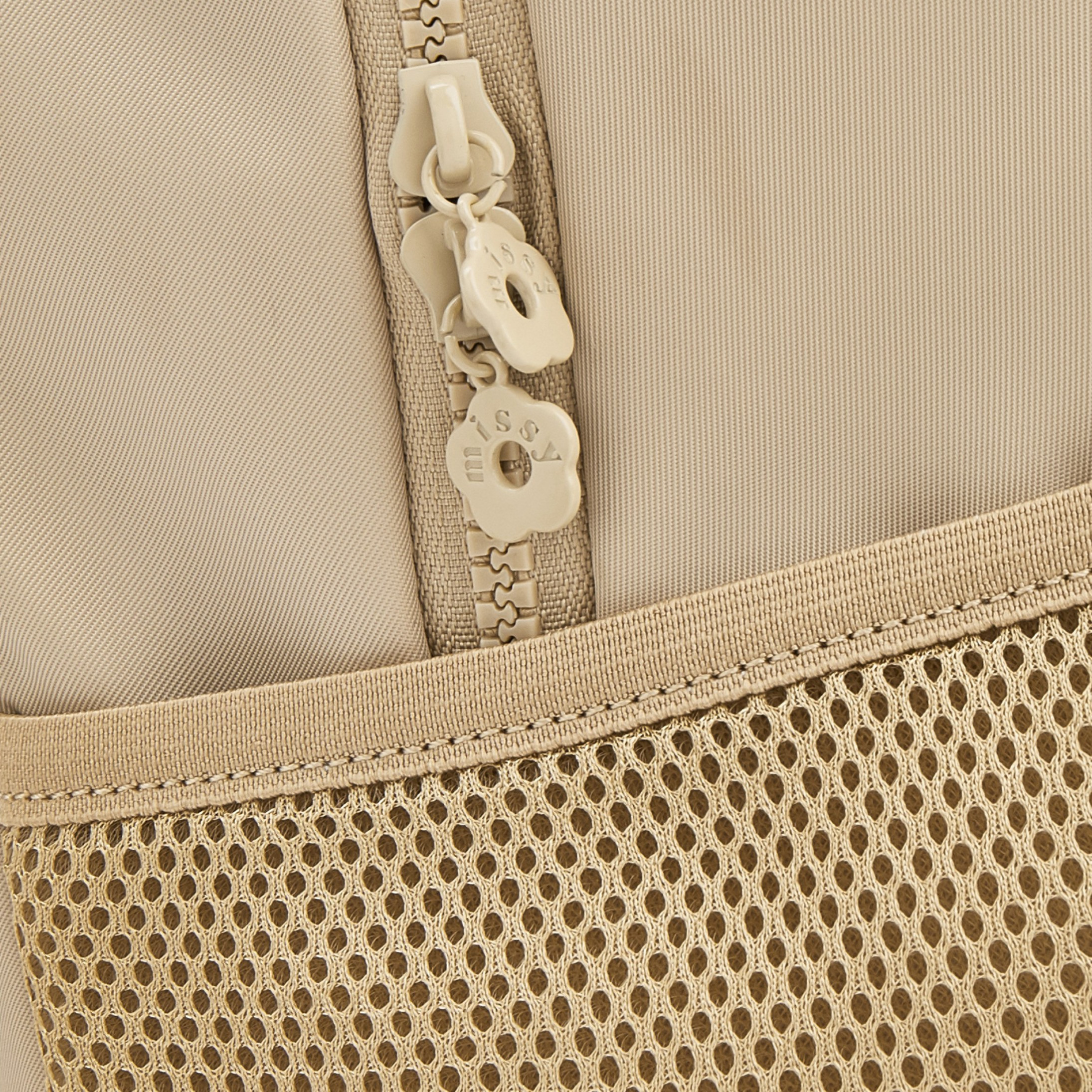 شنطة ظهر سادة بأحزمة كتف قابلة للتعديل من ميسي-school-bagsandbackpacks-backpacks-image-3