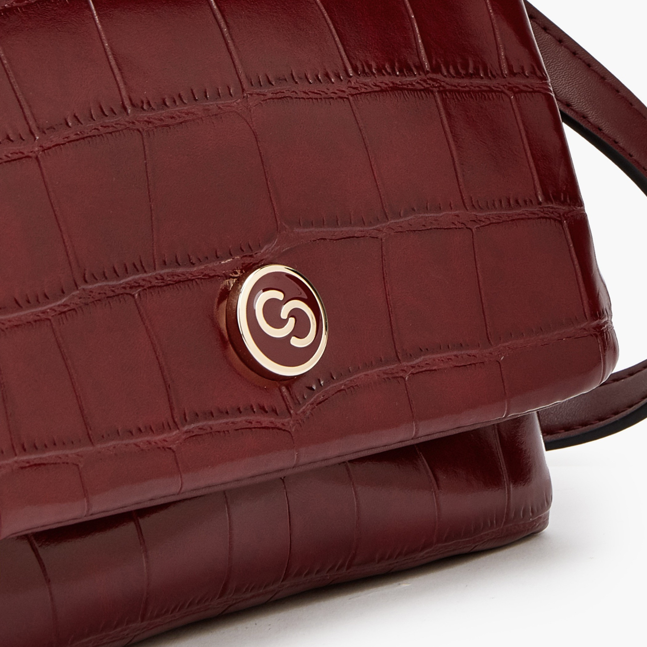 شنطة كروس بودي بارزة الملمس بإغلاق مغناطيسي من سيليست-women-bagsandwallets-handbags-image-5