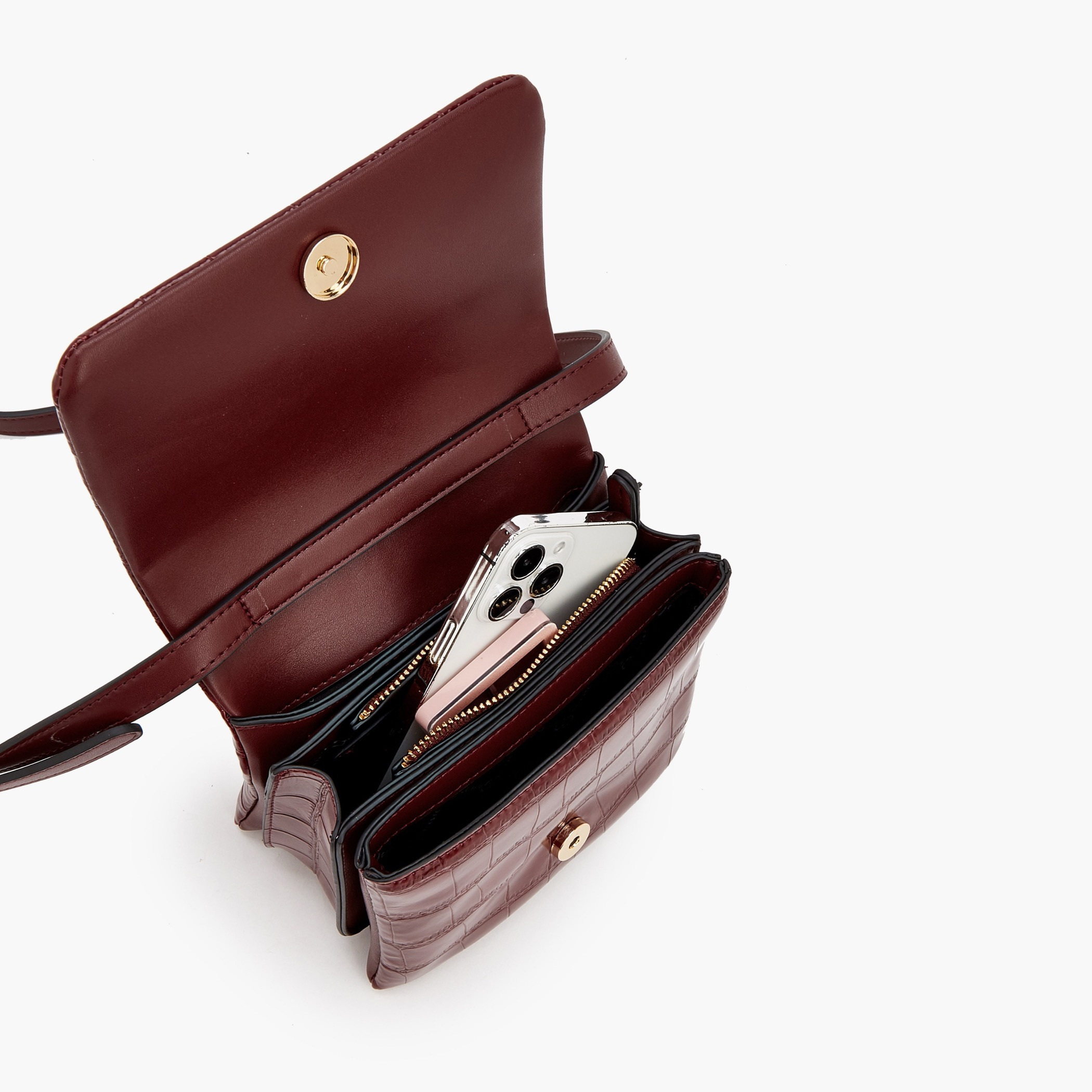 شنطة كروس بودي بارزة الملمس بإغلاق مغناطيسي من سيليست-women-bagsandwallets-handbags-image-7