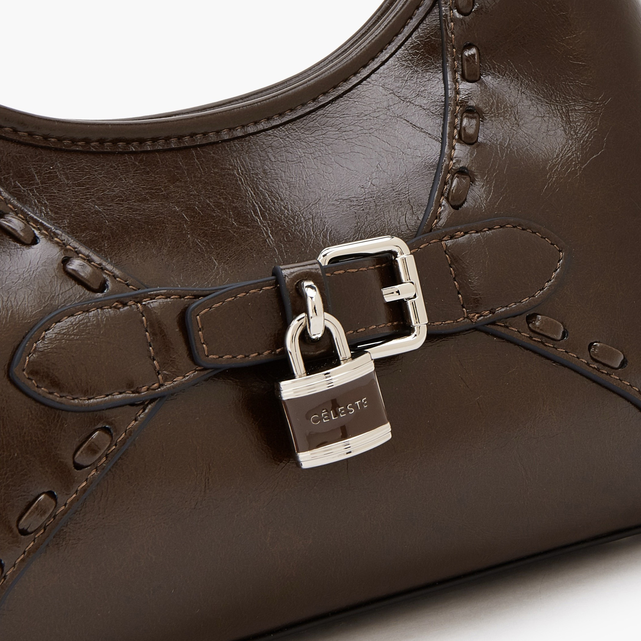 شنطة كتف سادة بزينة قفل من سيليست-women-bagsandwallets-handbags-image-4