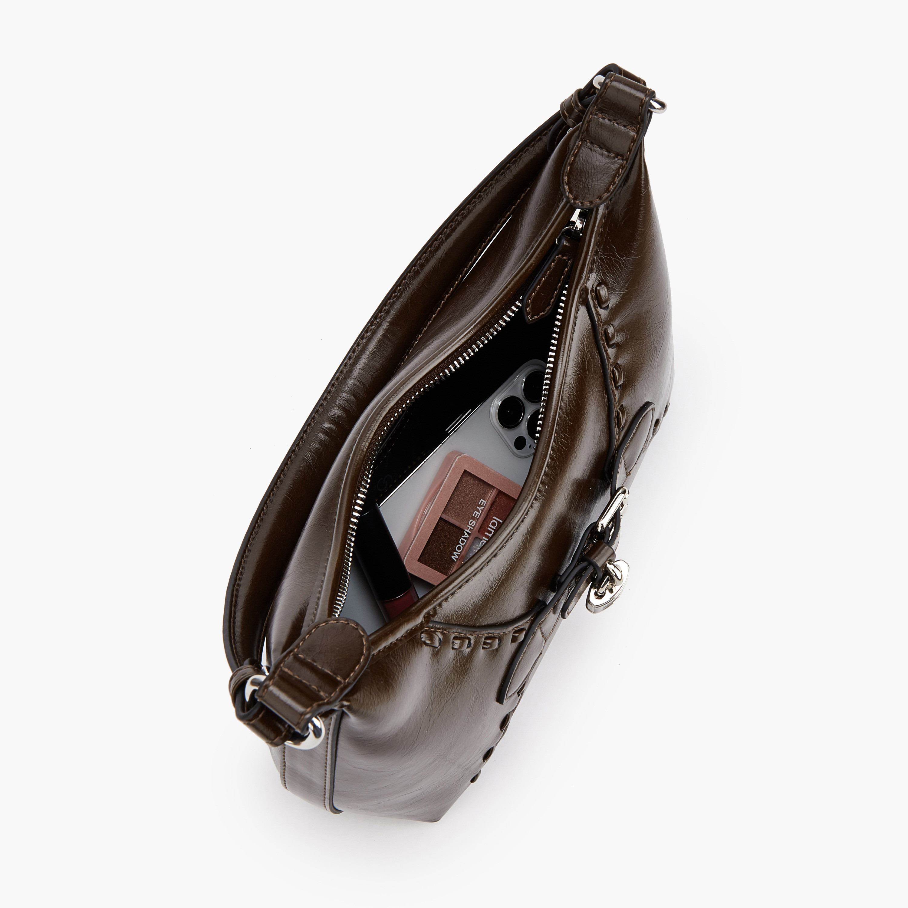 شنطة كتف سادة بزينة قفل من سيليست-women-bagsandwallets-handbags-image-7