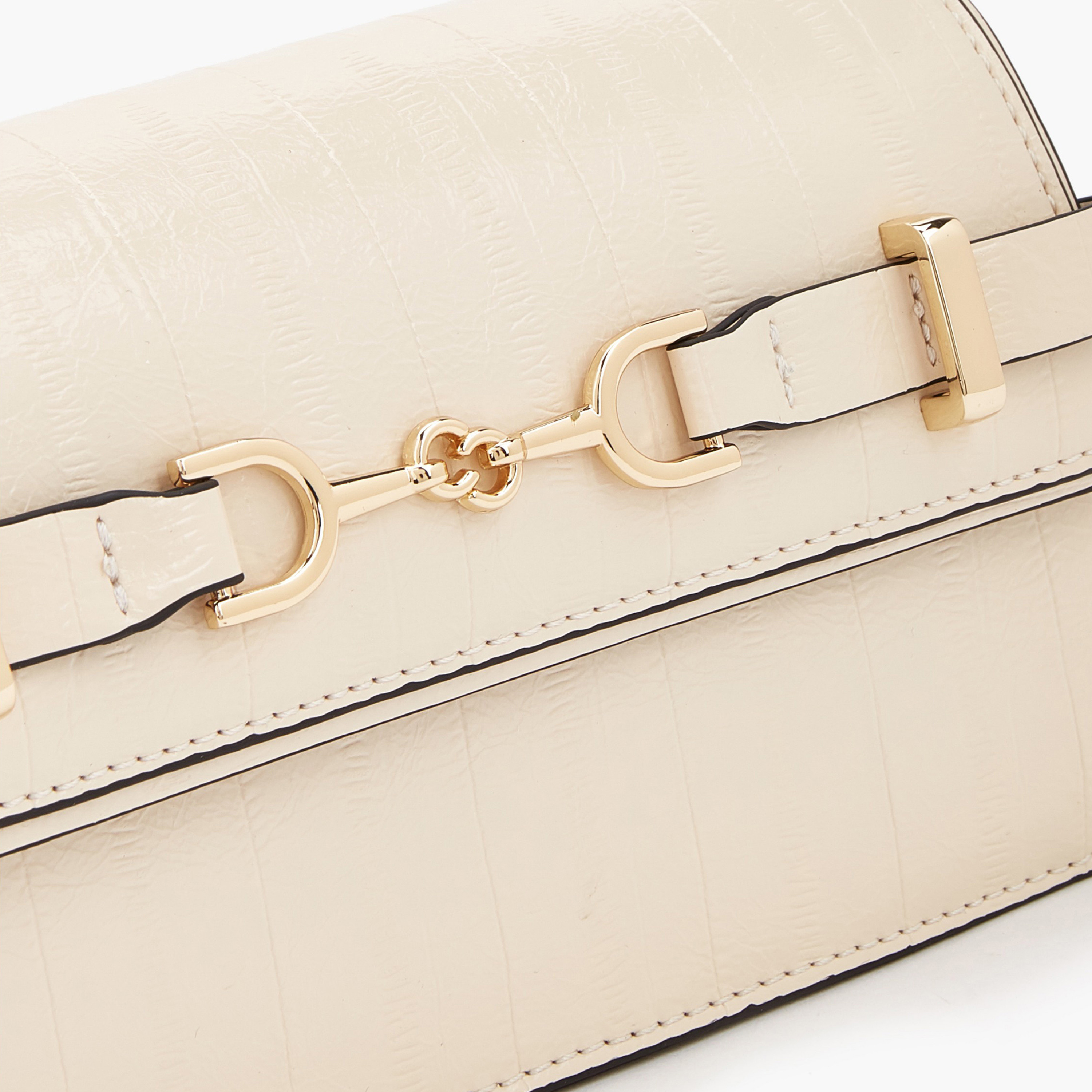 شنطة كروس بودي بارزة الملمس بحزام سلسلة من سيليست-women-bagsandwallets-handbags-image-4