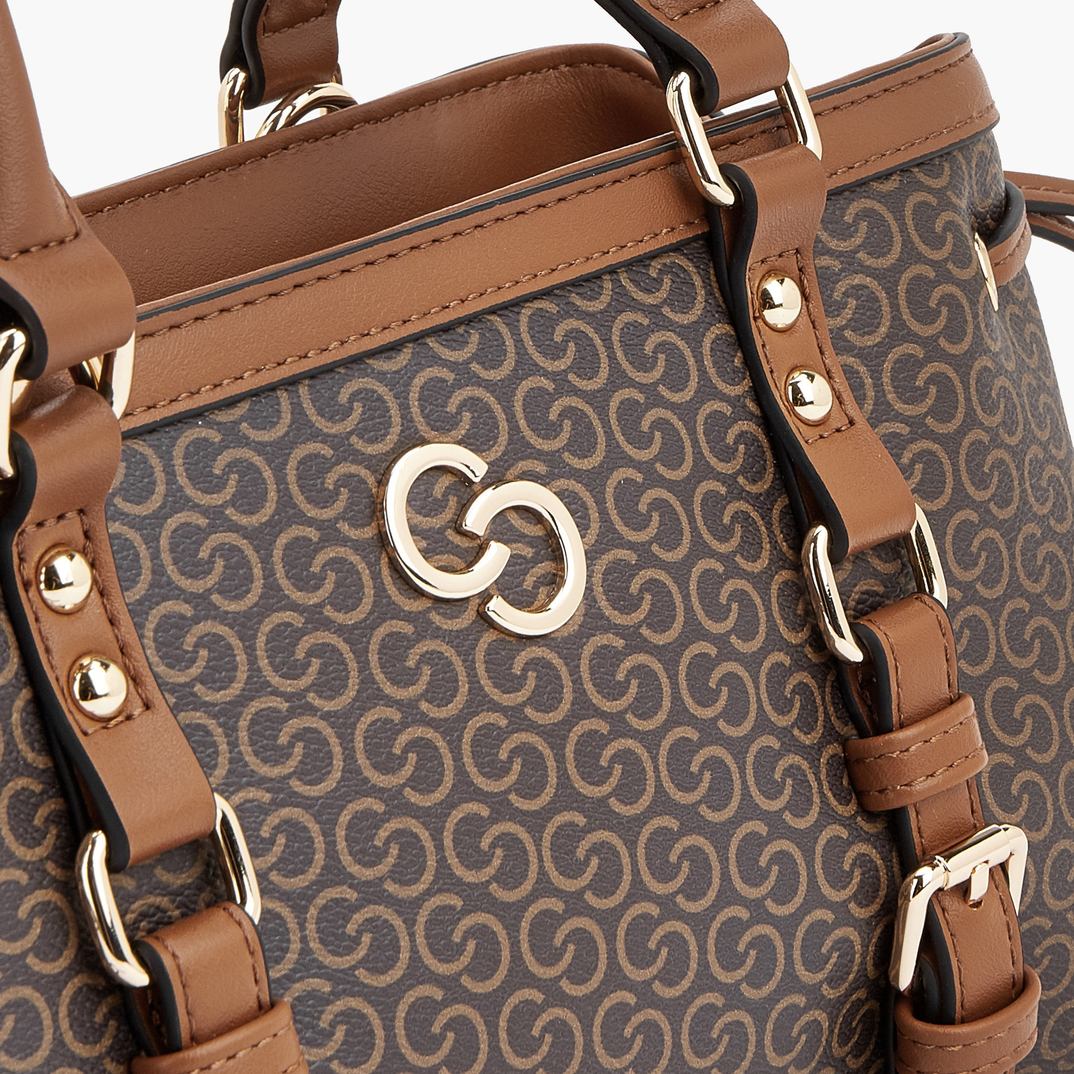شنطة توت بطبعة مونوغرام مع سحاب إغلاق من سيليست-women-bagsandwallets-handbags-image-4