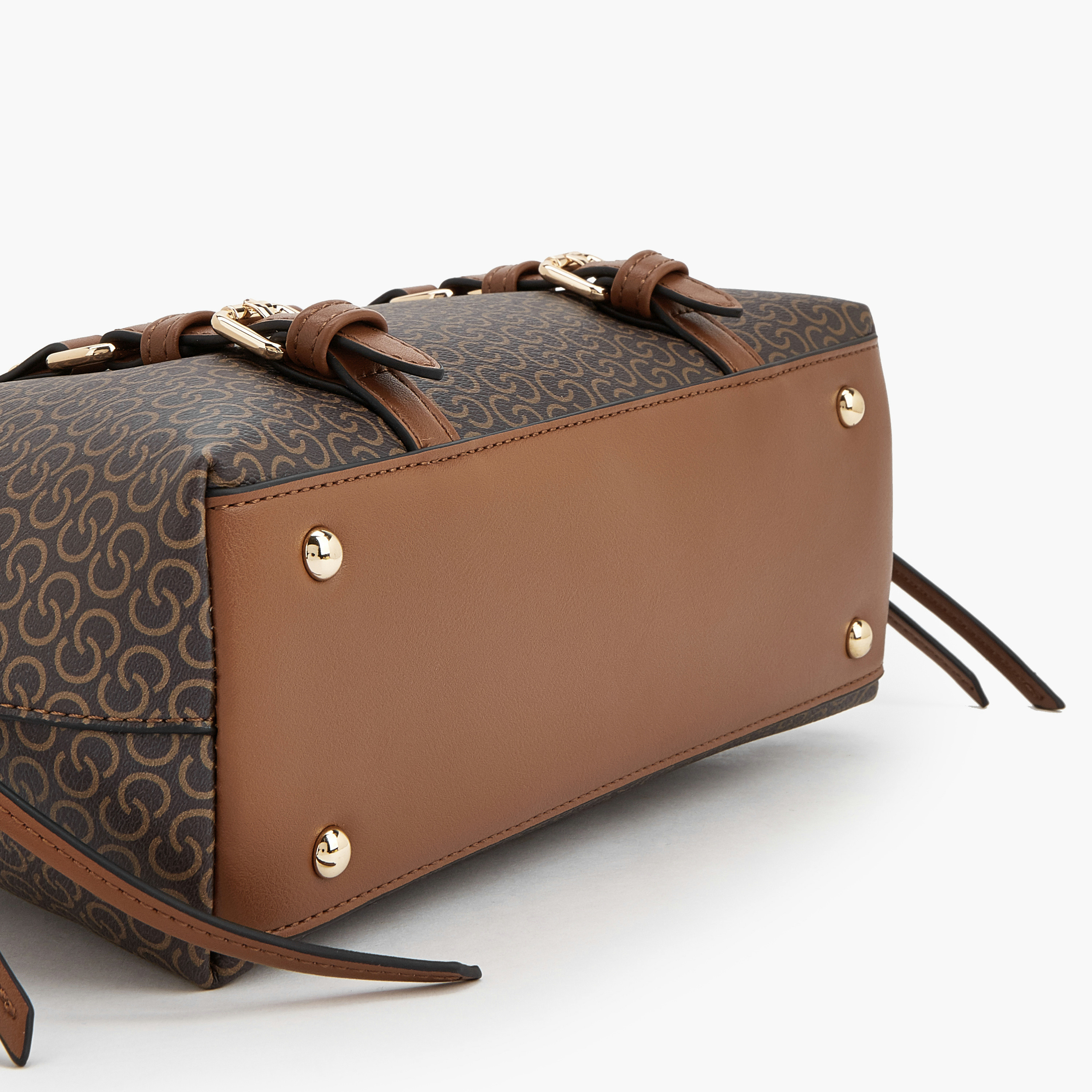 شنطة توت بطبعة مونوغرام مع سحاب إغلاق من سيليست-women-bagsandwallets-handbags-image-6