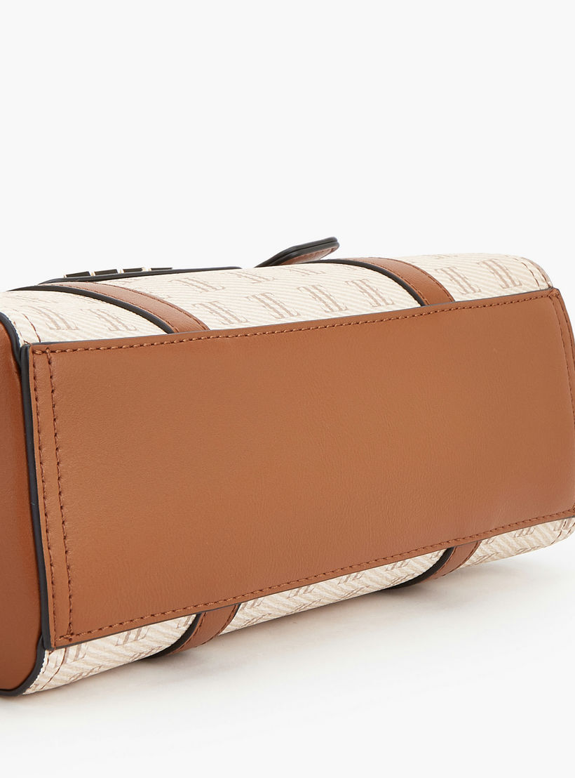 شنطة ساتشل بطبعة مونوغرام مع حزام قابل للإزالة من إل-women-bagsandwallets-handbags-image-4