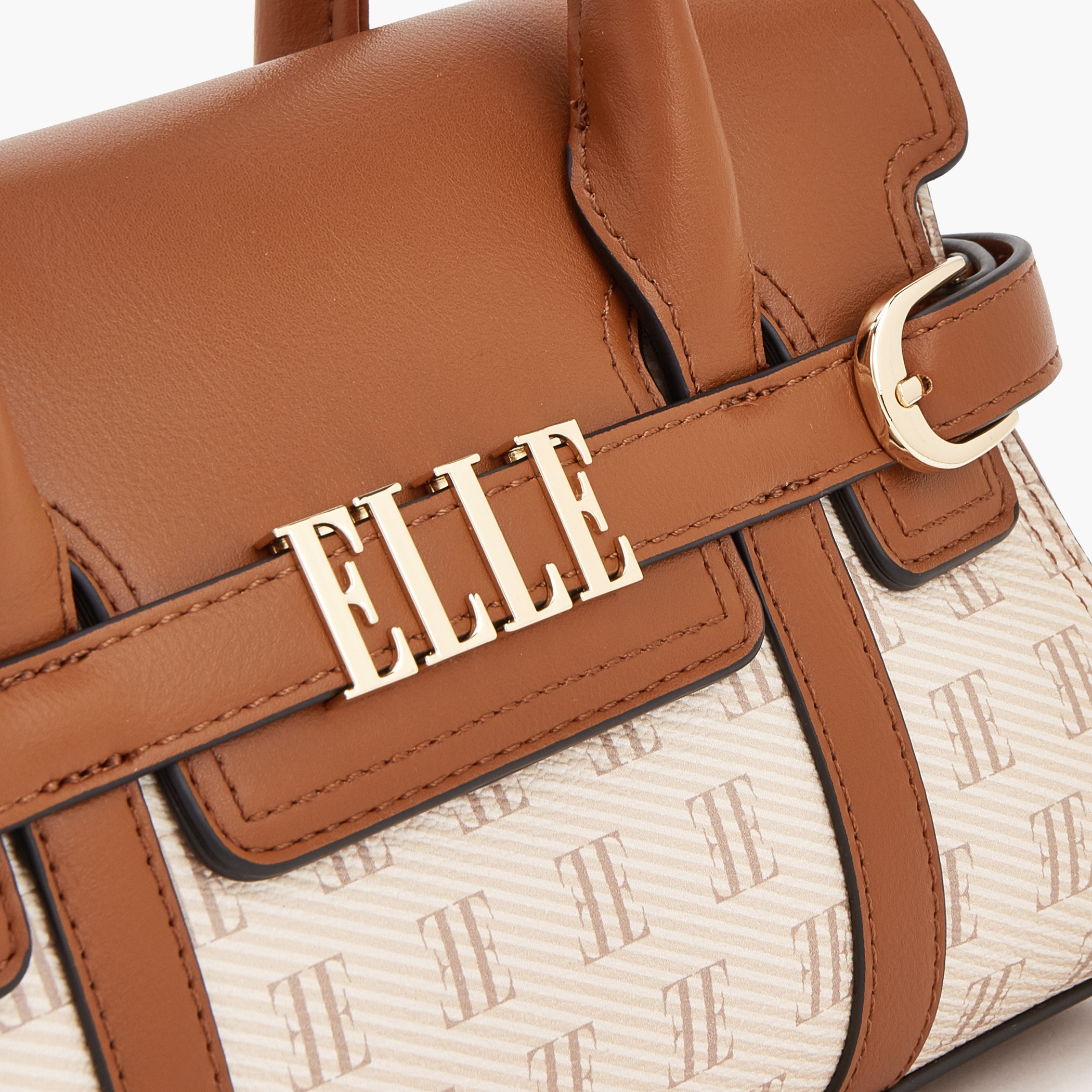 شنطة ساتشل بطبعة مونوغرام مع حزام قابل للإزالة من إل-women-bagsandwallets-handbags-image-7