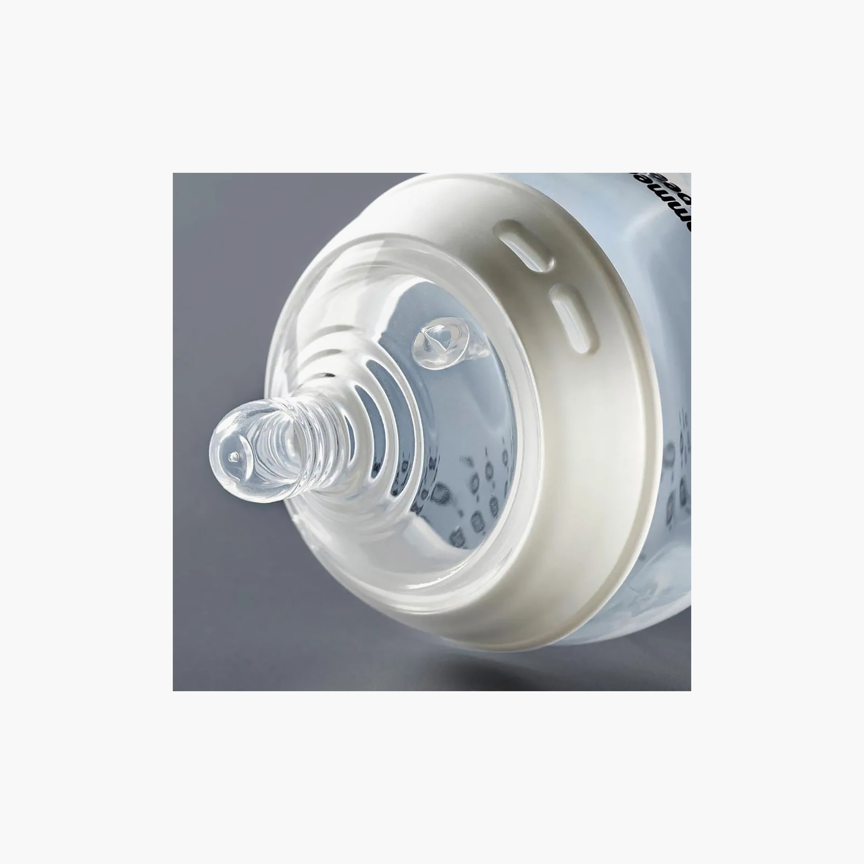 Pack of 2 Tommee Tippee Natural Start Teats with Medium Flow-baby-feeding-feedingbottles-bottlesandteats-image-5