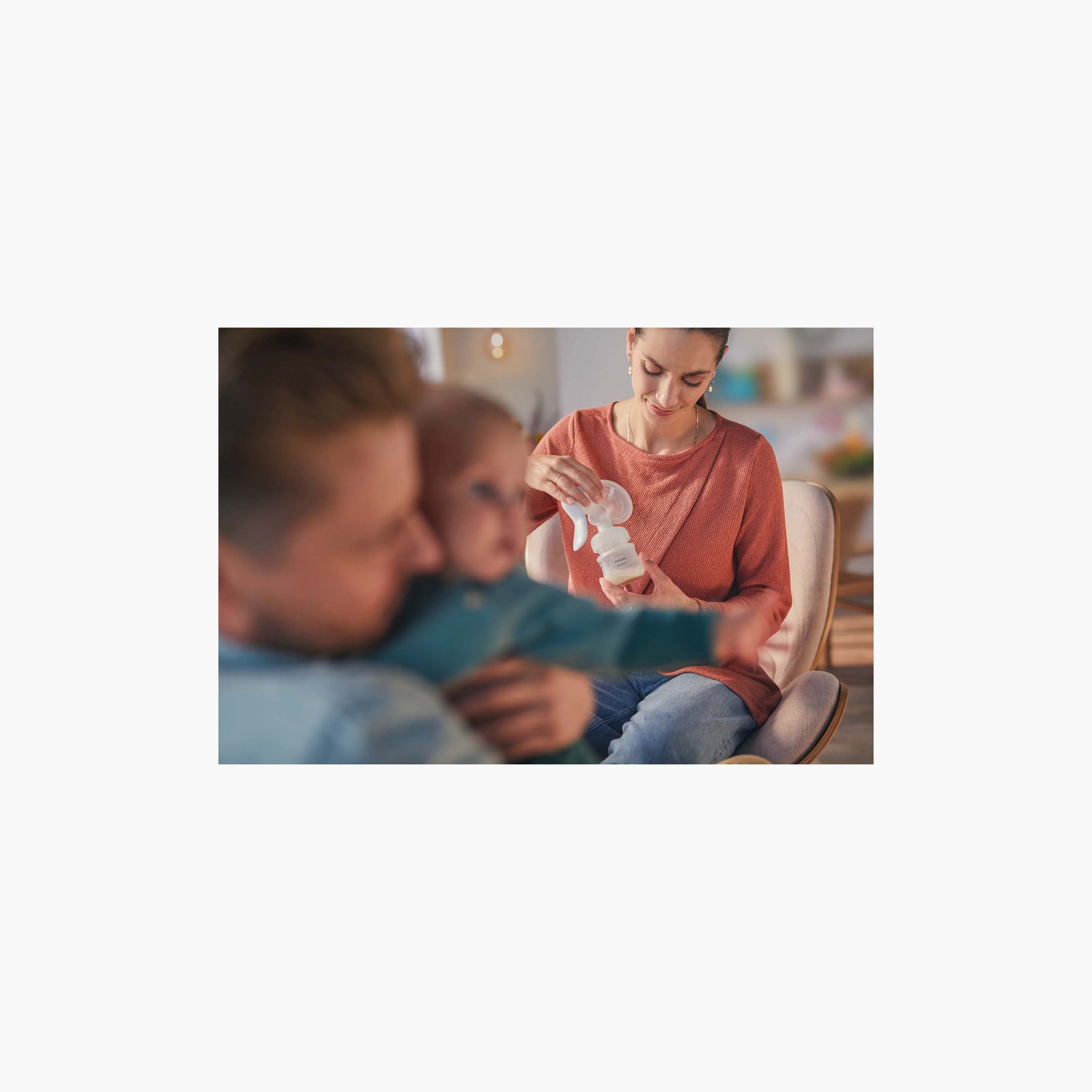 مضخة حليب ثدي يدوية من فيليبس أفينت-baby-feeding-breastfeedingandcare-image-5
