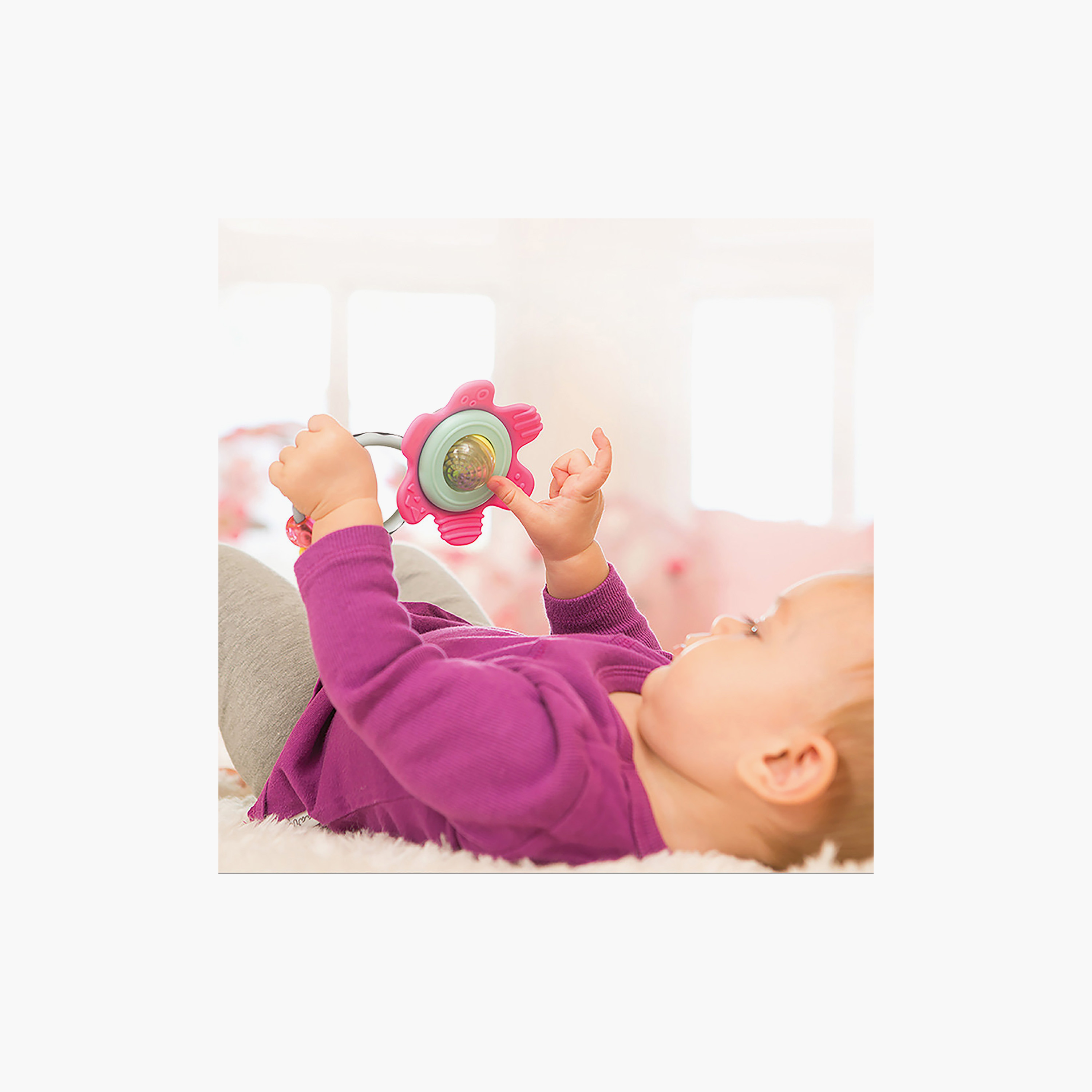 لعبة عضاضة سبين أند راتل الدوارة من إنفانتينو-toys-babyandtoddlertoys-rattlesandteethers-image-3