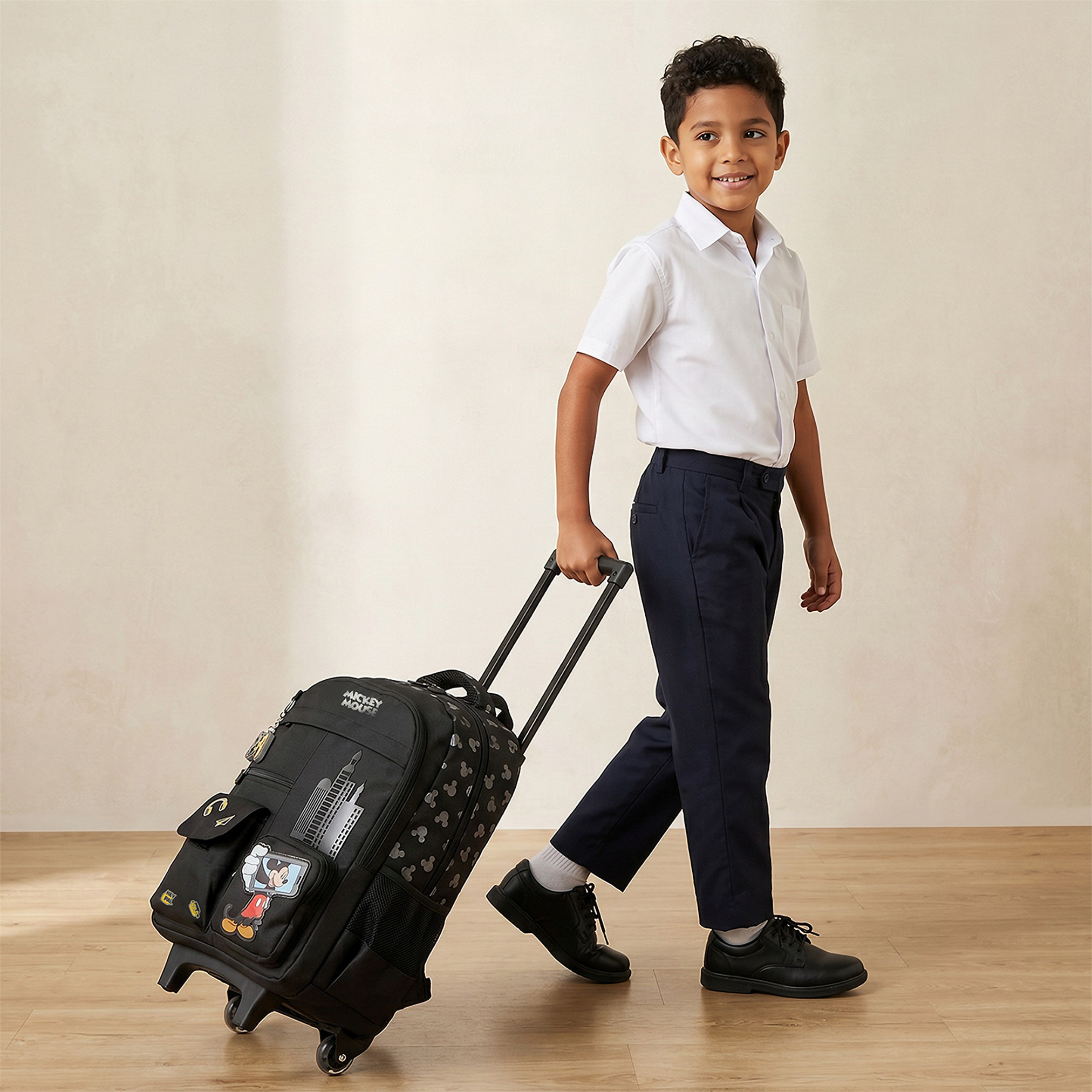 شنطة ترولي بطبعات ميكي ماوس للأولاد 5-8 سنوات بعجلات متينة من ديزني - 16 بوصة-school-bagsandbackpacks-trolleybags-image-3