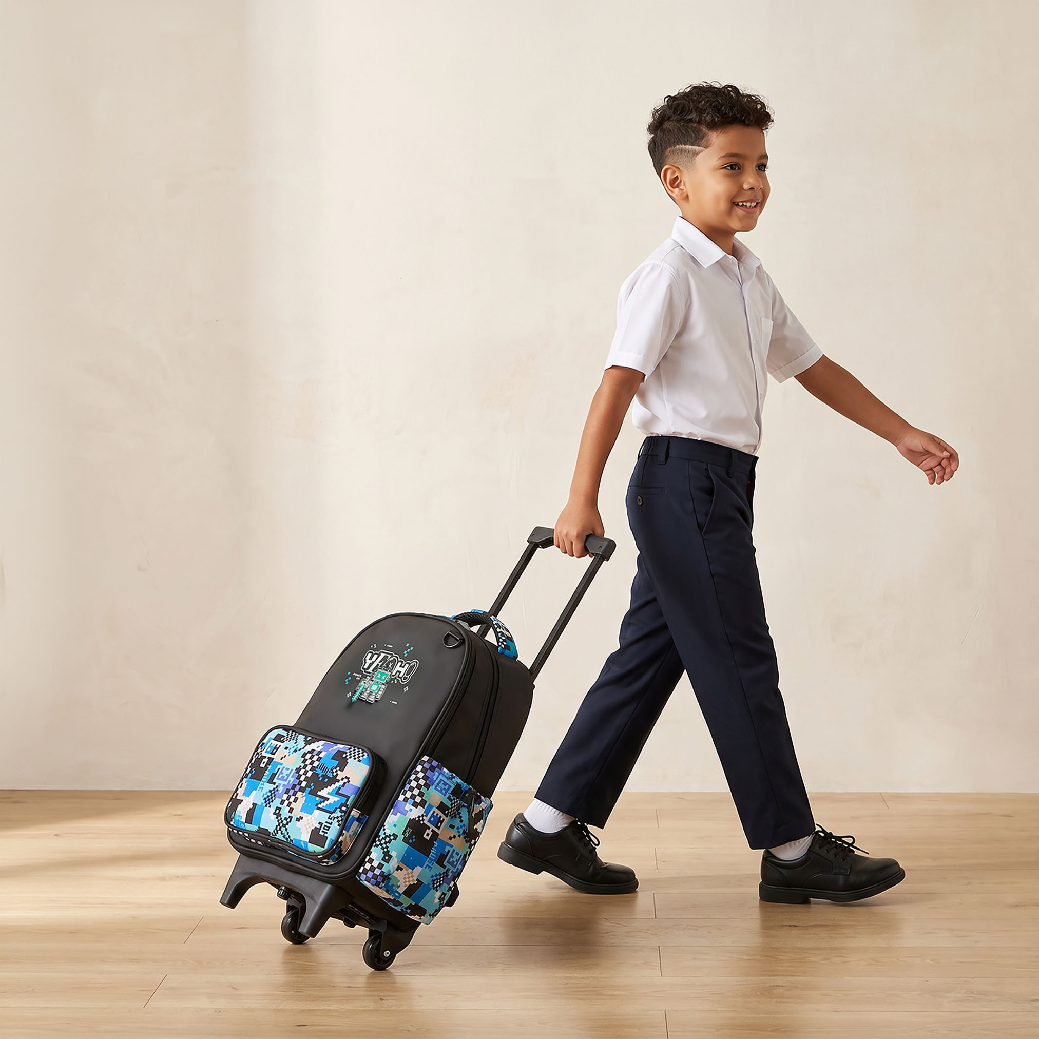 Juniors Gaming Print Trolley Bag for Boys 5-8 Years with Durable Wheels - 16 inches-school-bagsandbackpacks-trolleybags-image-3