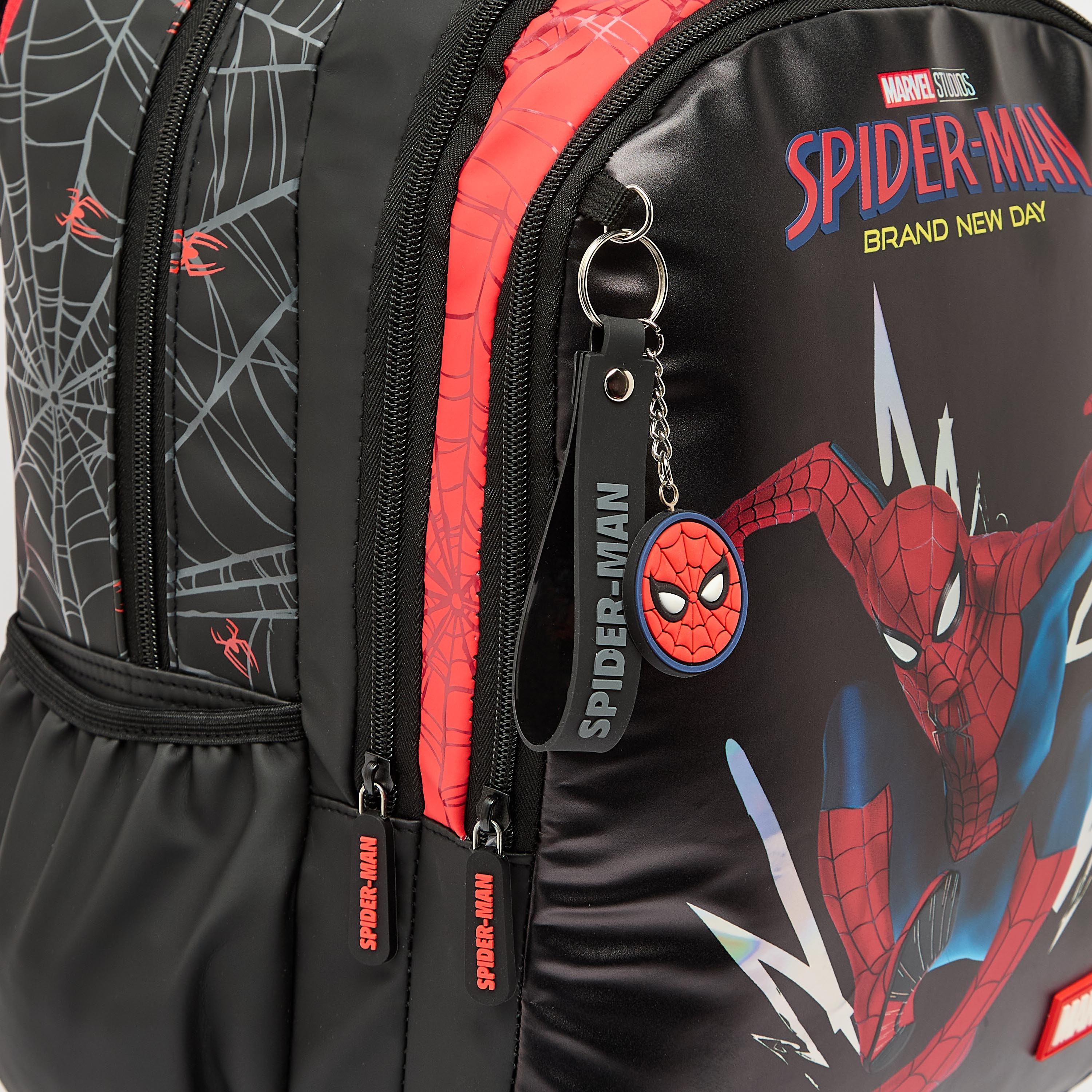 Spider-Man Print Trolley Bag for Boys 5-8 Years with Padded Straps - 16 inches-school-bagsandbackpacks-trolleybags-image-4