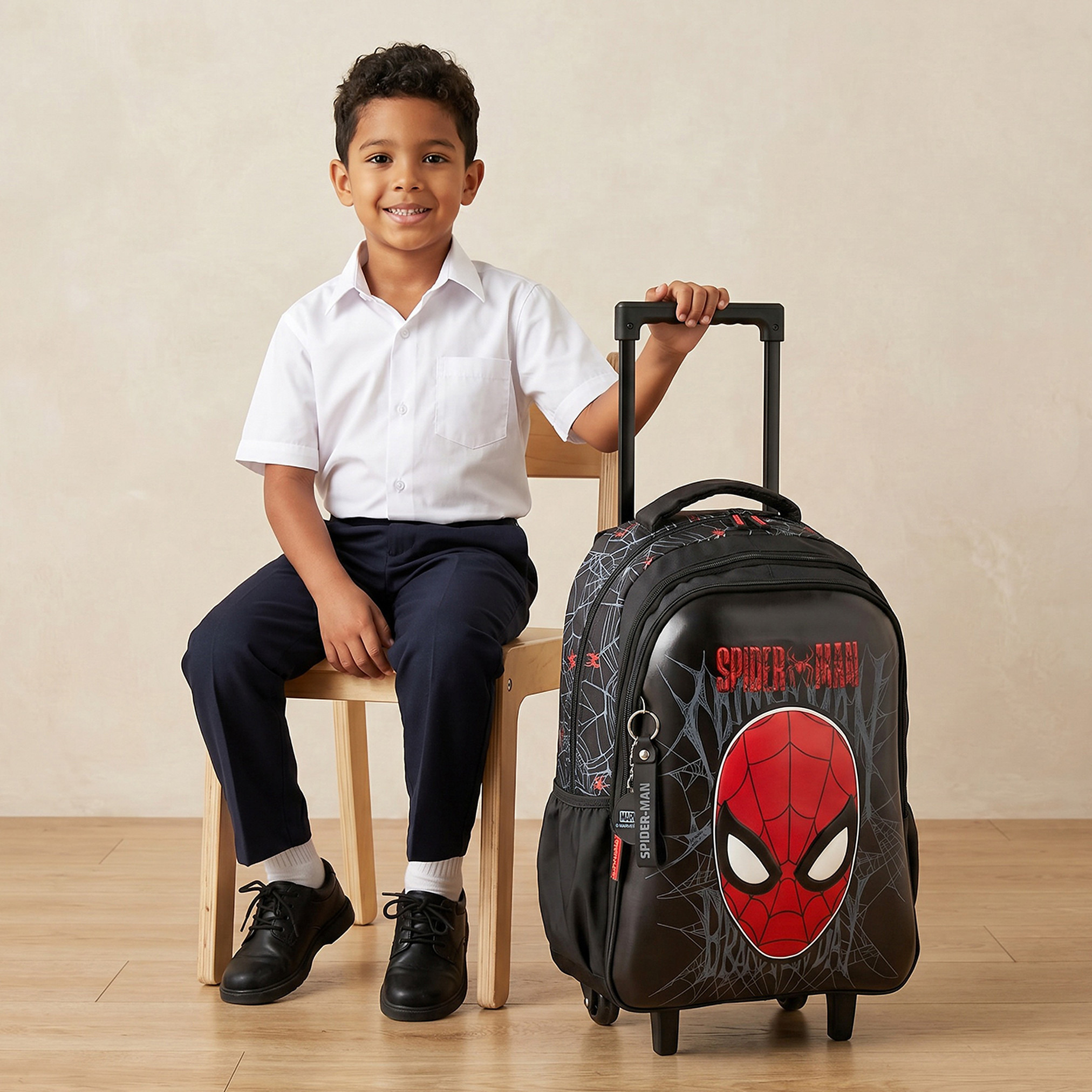 شنطة ترولي بطبعة سبايدر مان للأولاد من 5 إلى 8 سنوات بحجيرة للابتوب - 16 بوصة-school-bagsandbackpacks-trolleybags-image-3