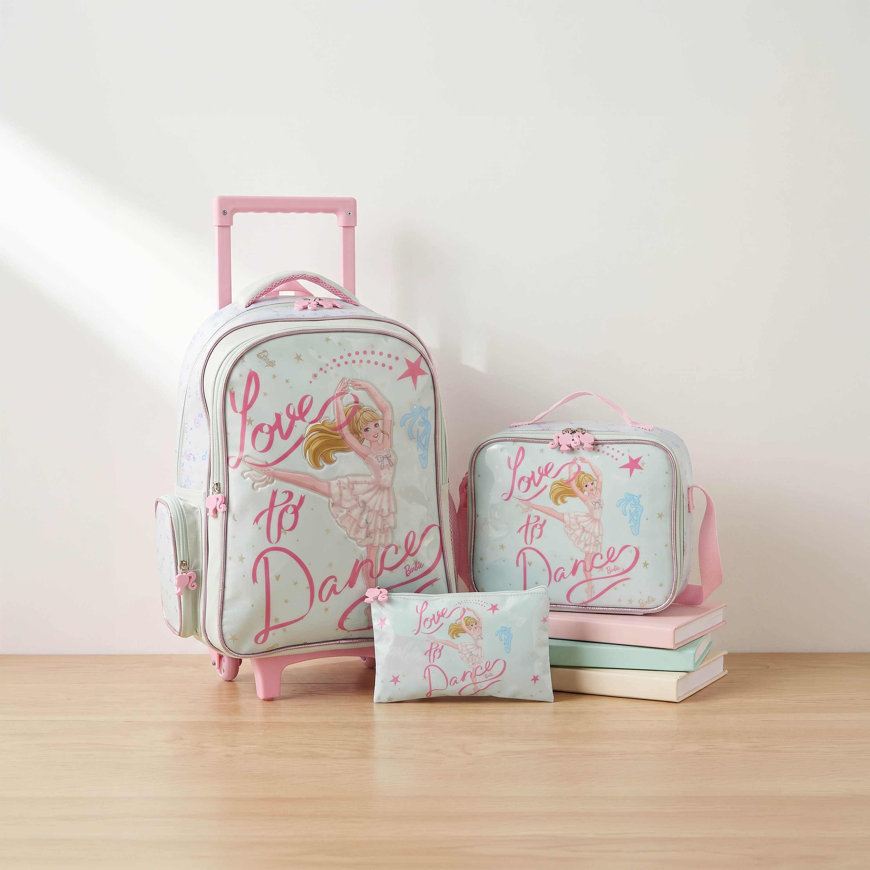 طقم شنطة ترولي مدرسية 3 قطع للبنات 5-8 سنوات مع شنطة غداء من باربي - 16 بوصة-school-bagsandbackpacks-trolleybags-image-1