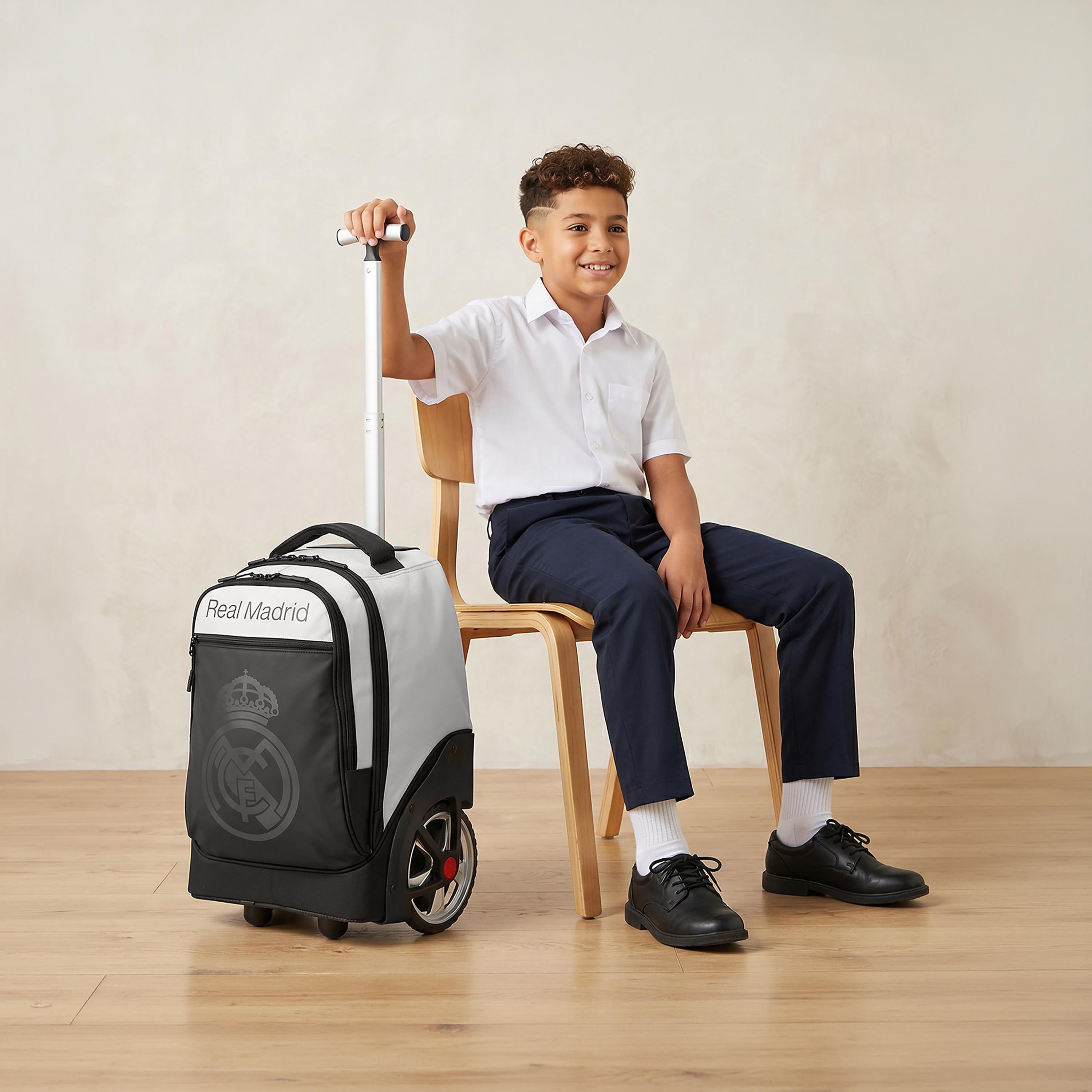 Real Madrid Logo Print Trolley Bag for Boys 8-12 Years Retractable Handle - 18 inches-school-bagsandbackpacks-trolleybags-image-4