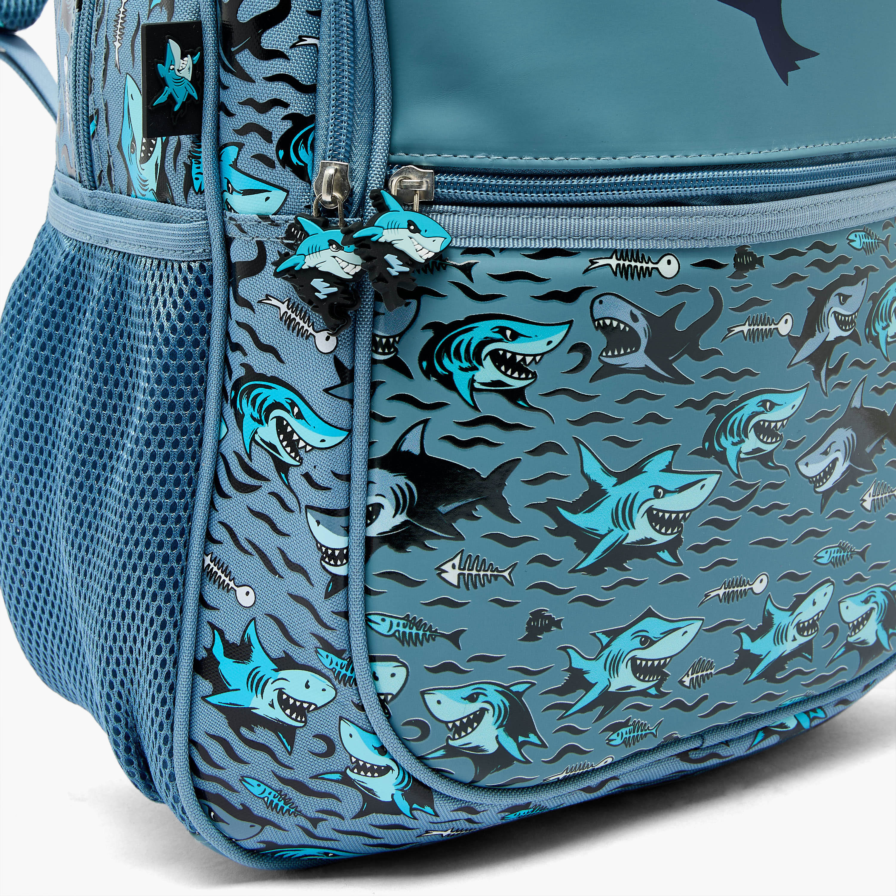 شنطة ظهر بطبعات قرش للأولاد 5-8 سنوات مع حجرة للابتوب من جونيورز - 16 بوصة-school-bagsandbackpacks-backpacks-image-7