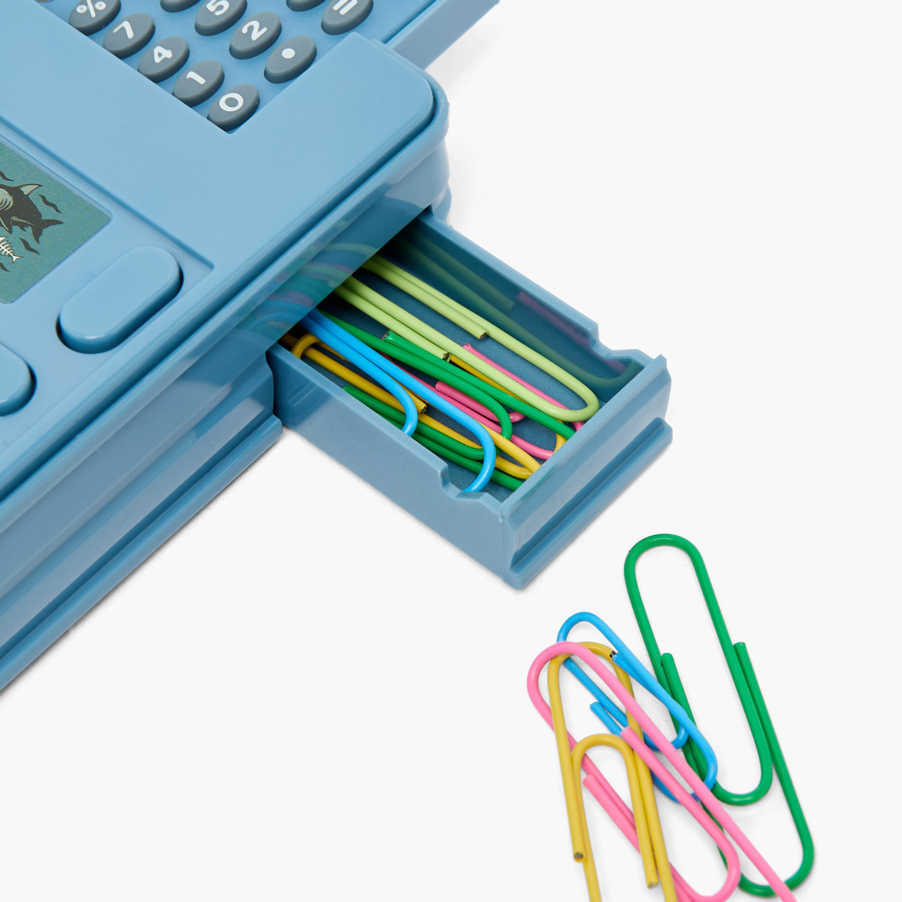 مقلمة بطبعات قرش مع آلة حاسبة من جونيورز-school-stationery-pencilcases-image-9