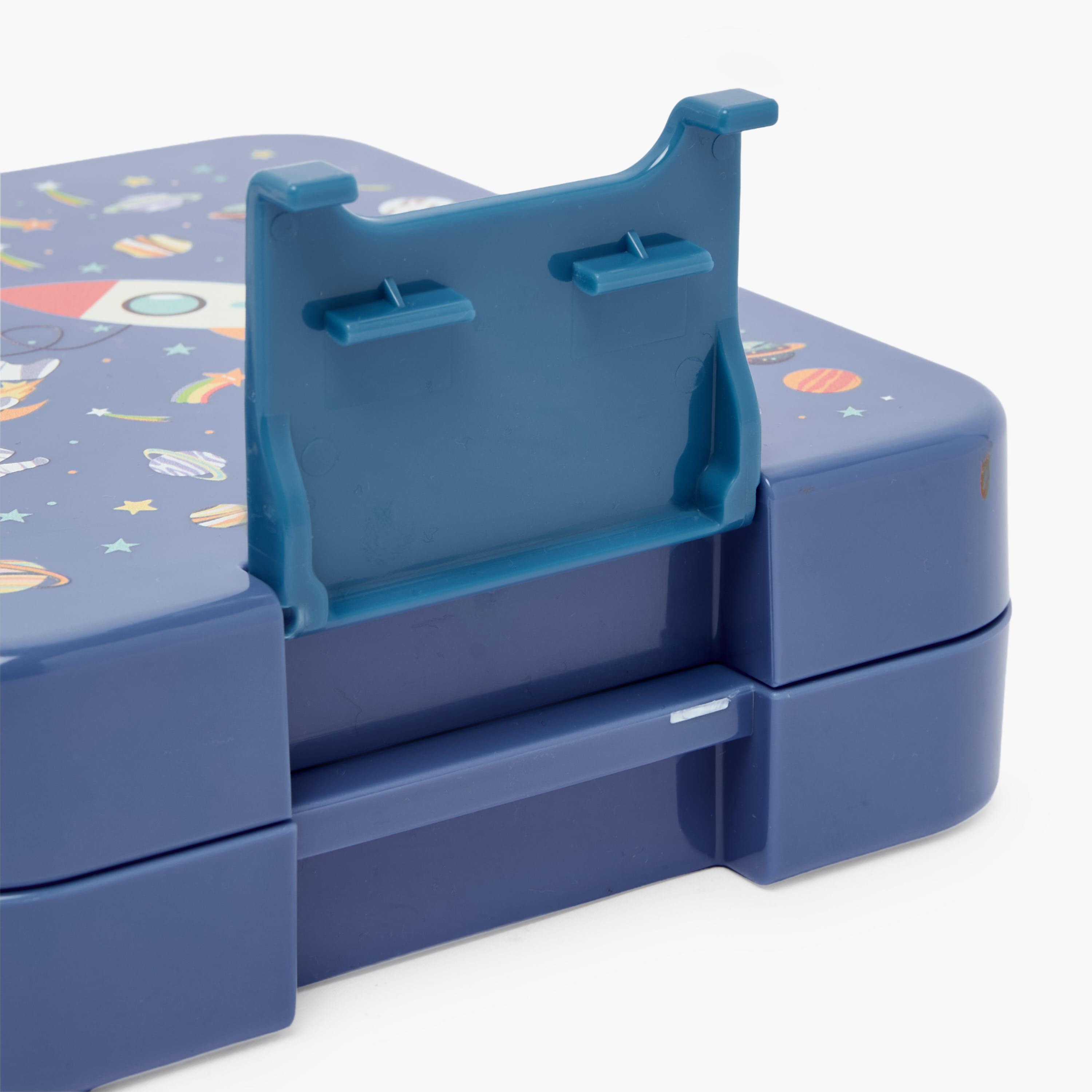 Juniors Astronaut Print Bento Lunch Box for Boys with Clip Lock Lid - 640 ml-school-lunchessentials-lunchboxes-image-6